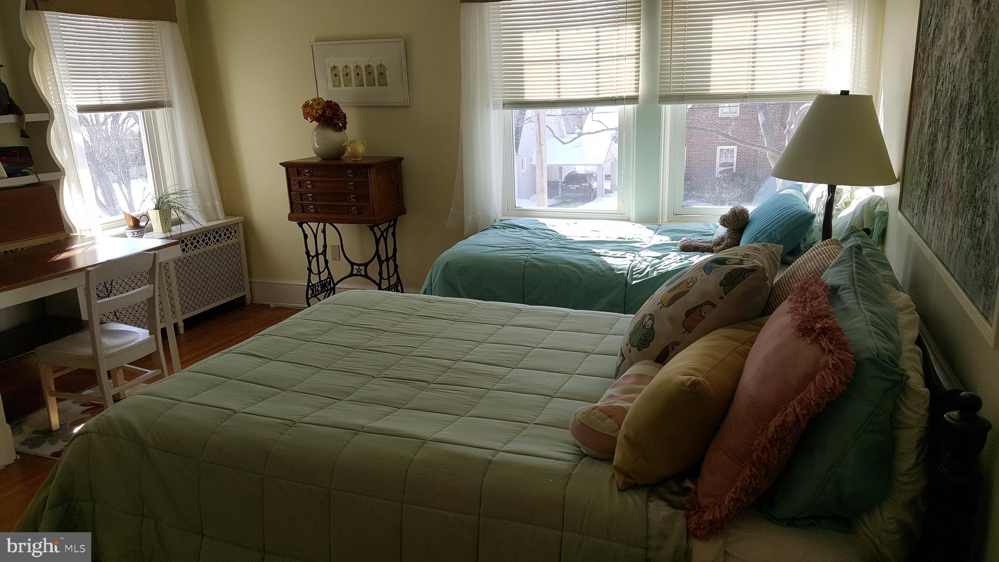 OLDE EAST YORK - Residential