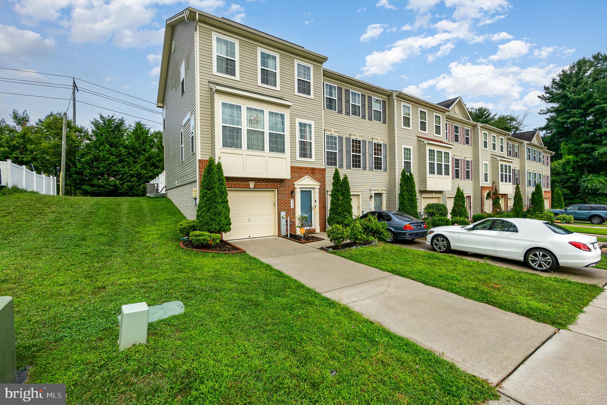 MAGNOLIA LANDING - Residential