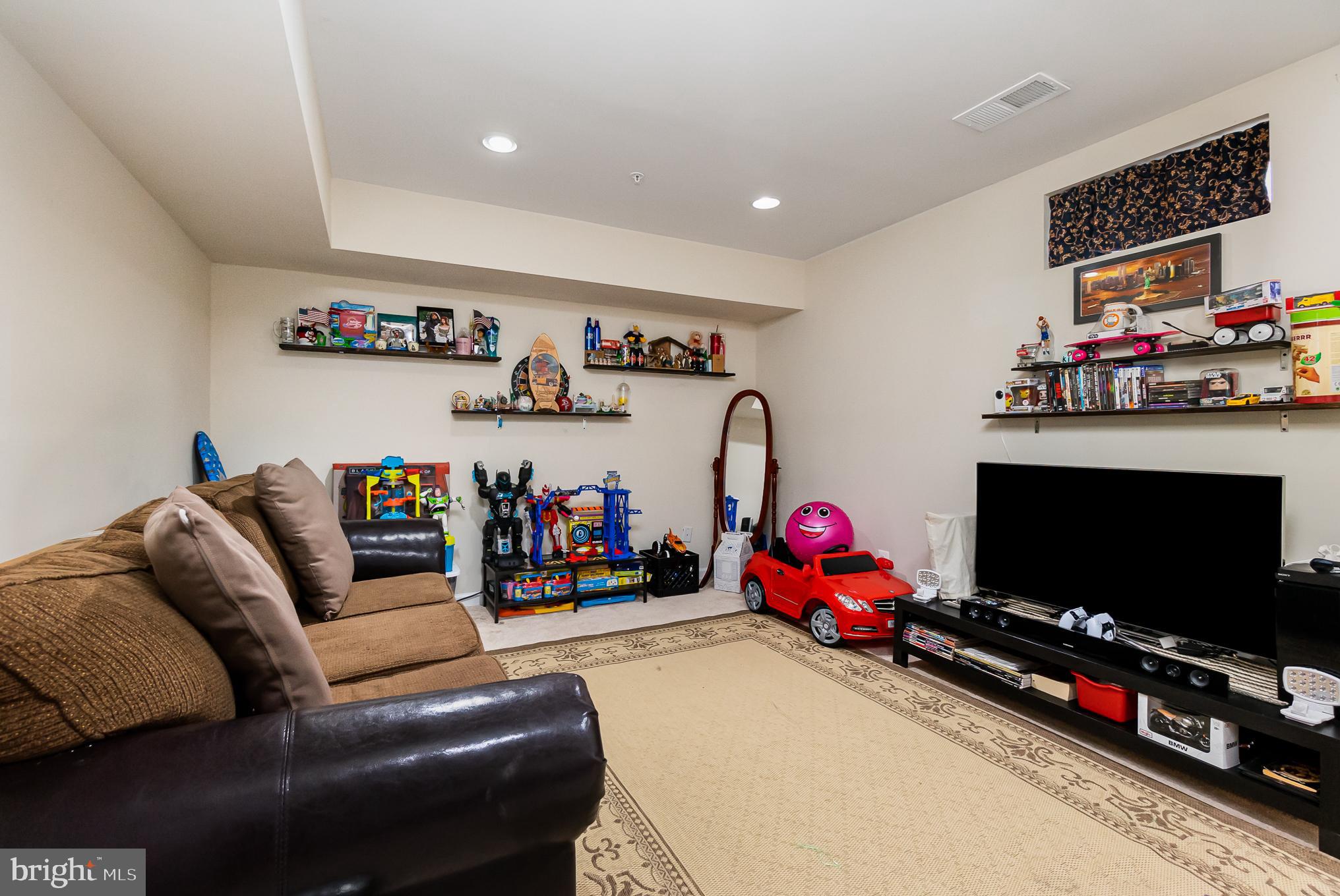 MAGNOLIA LANDING - Residential