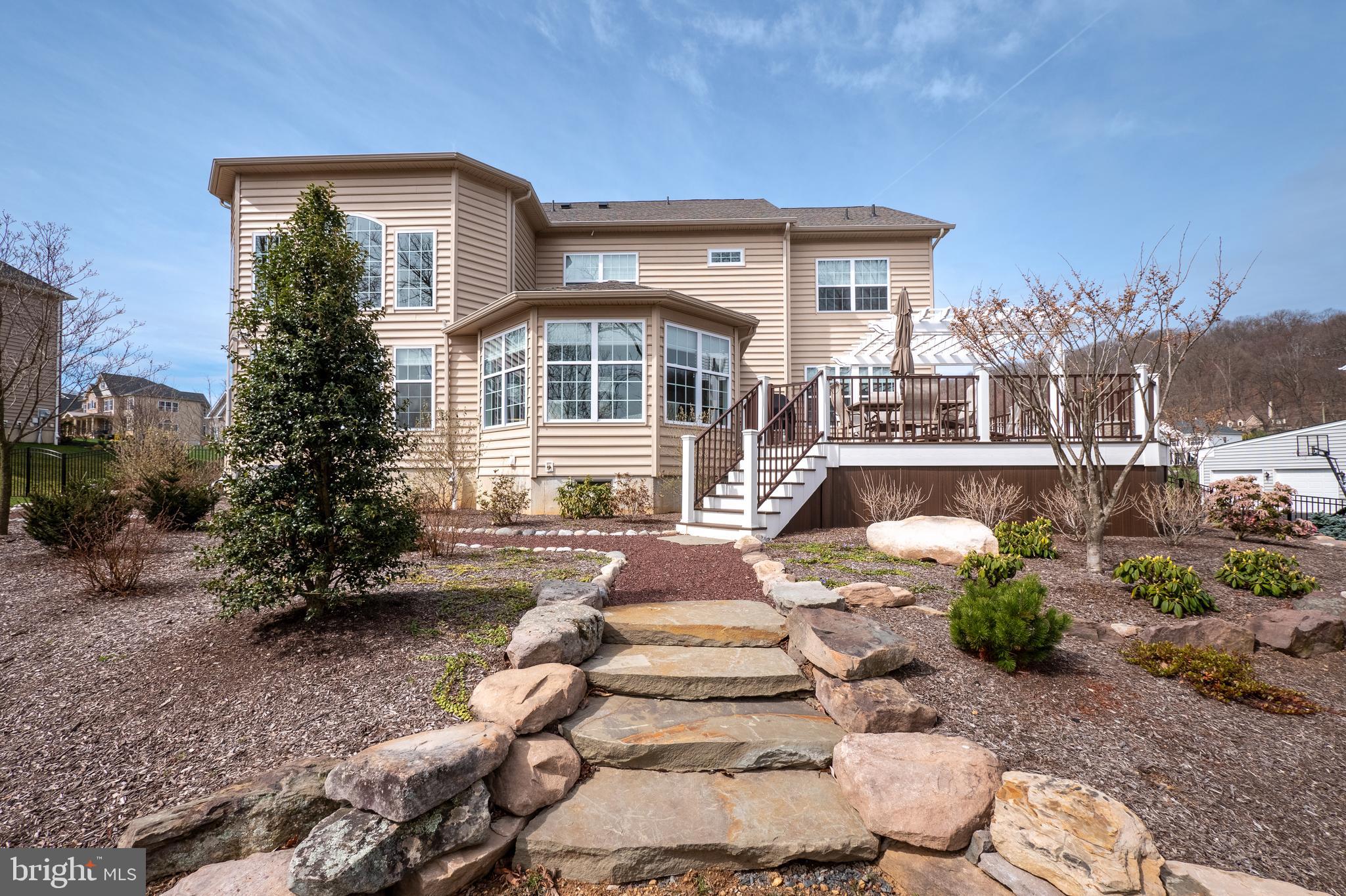 WEYHILL ESTATES - Residential