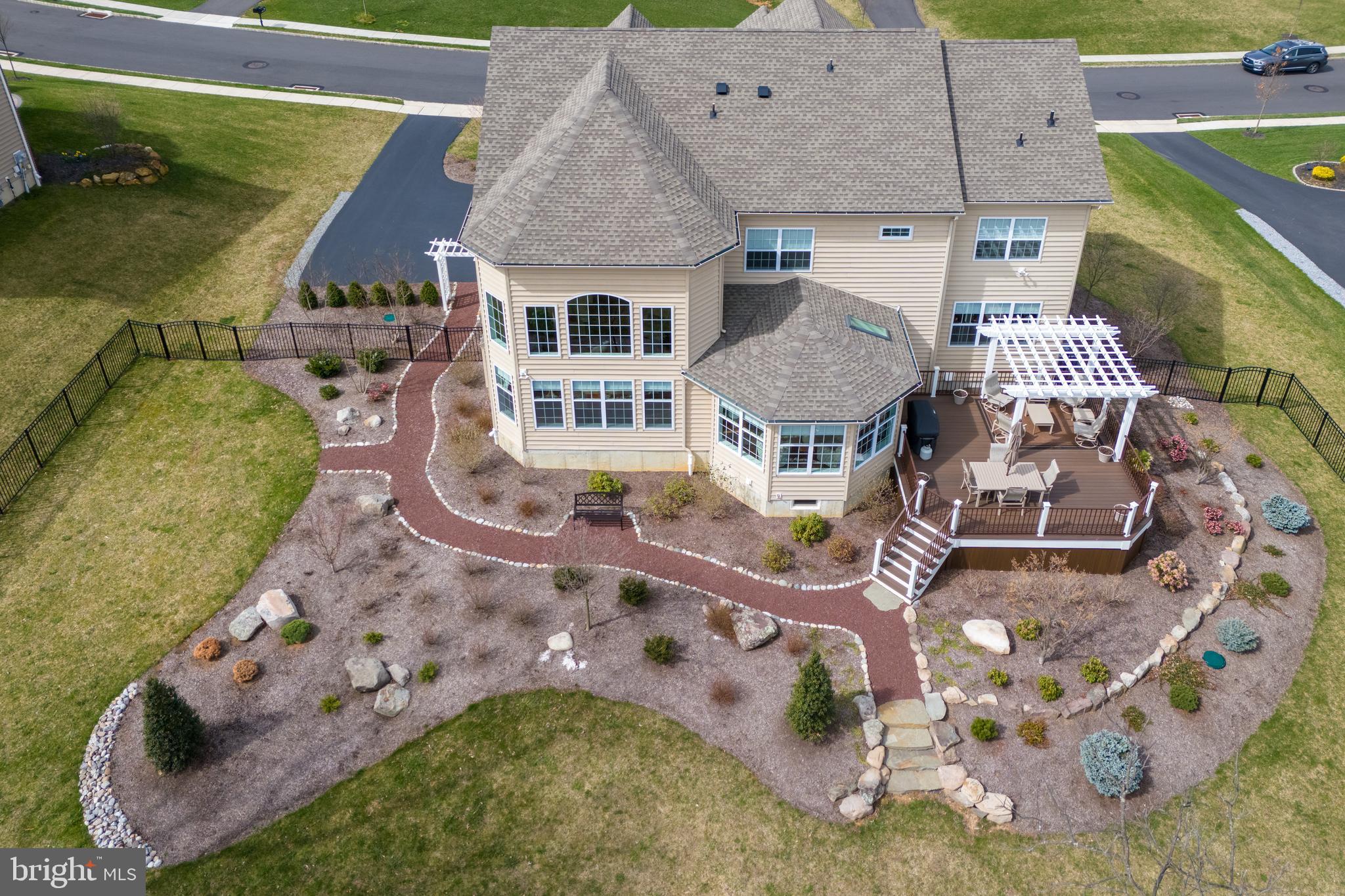 WEYHILL ESTATES - Residential