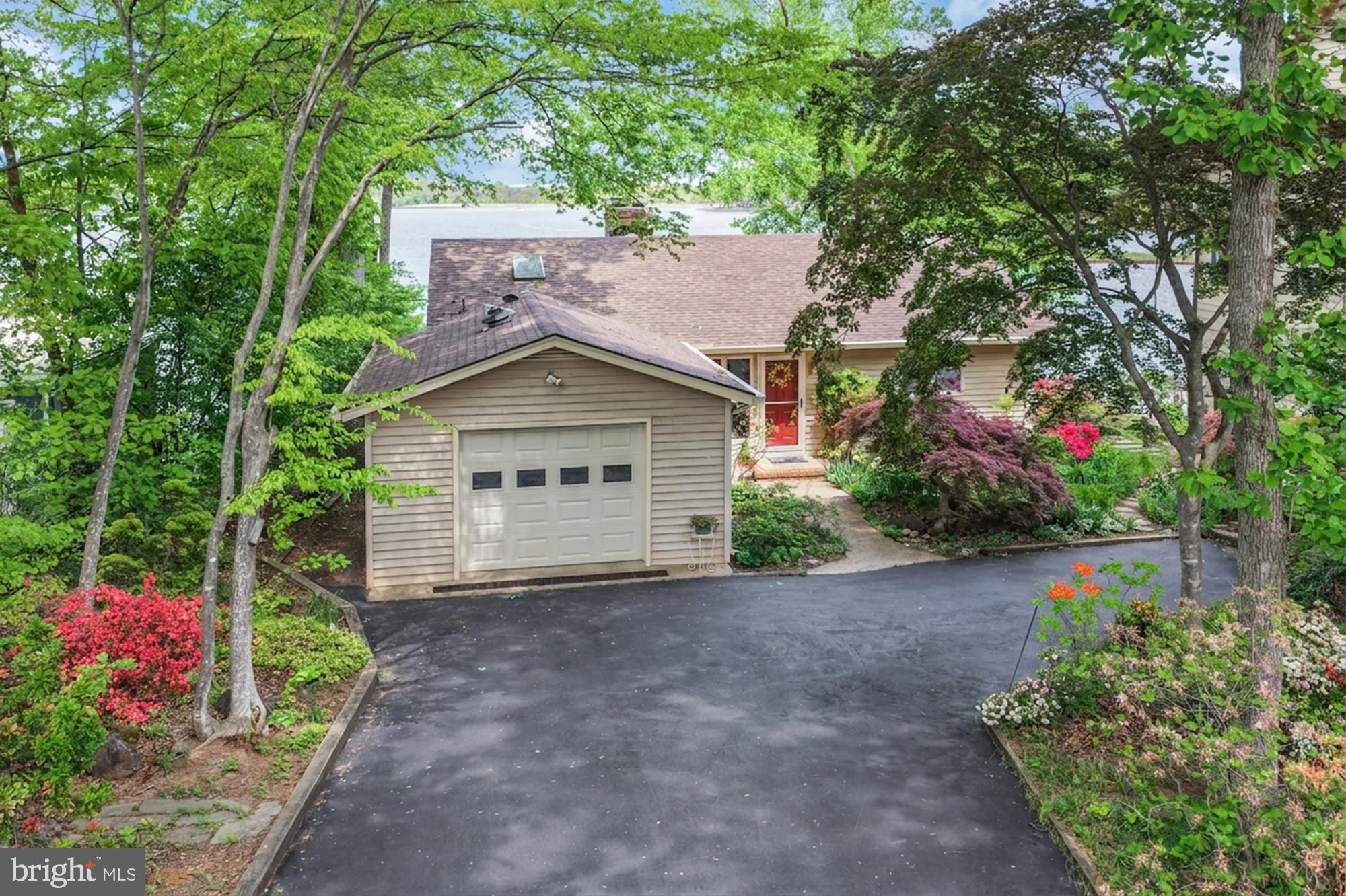LAKE OF THE WOODS - Residential