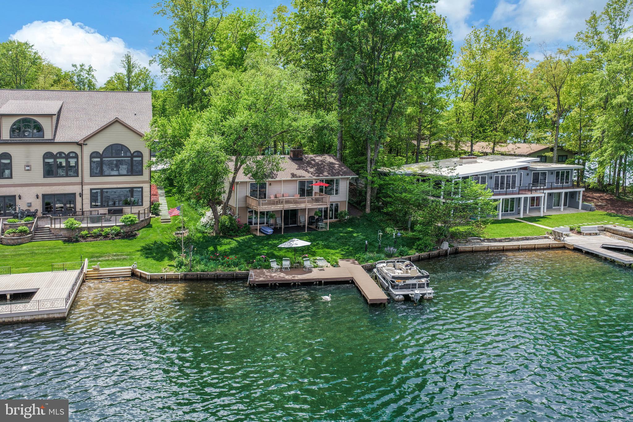 LAKE OF THE WOODS - Residential