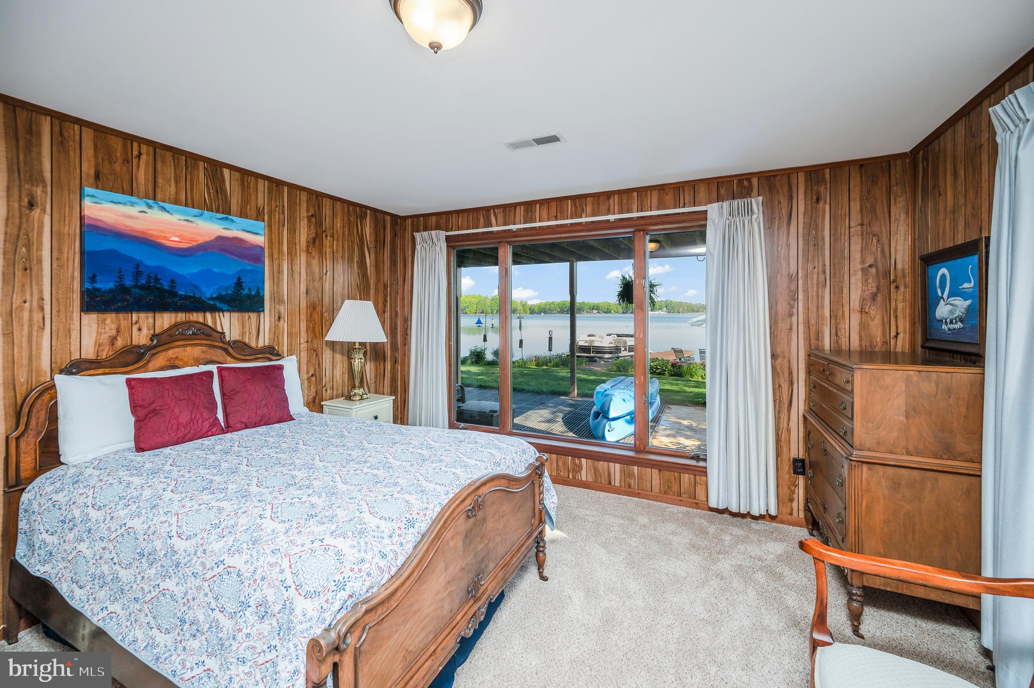 LAKE OF THE WOODS - Residential