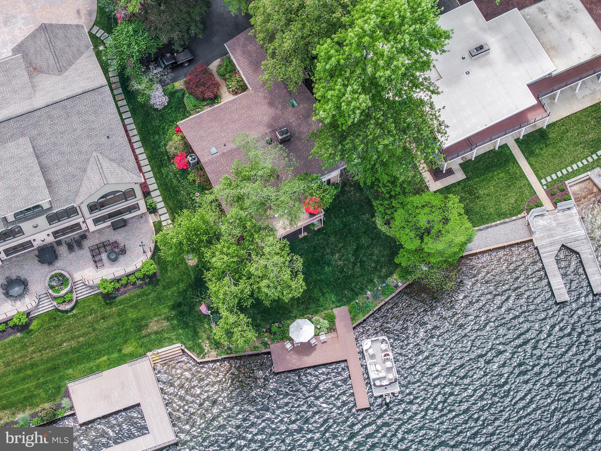 LAKE OF THE WOODS - Residential