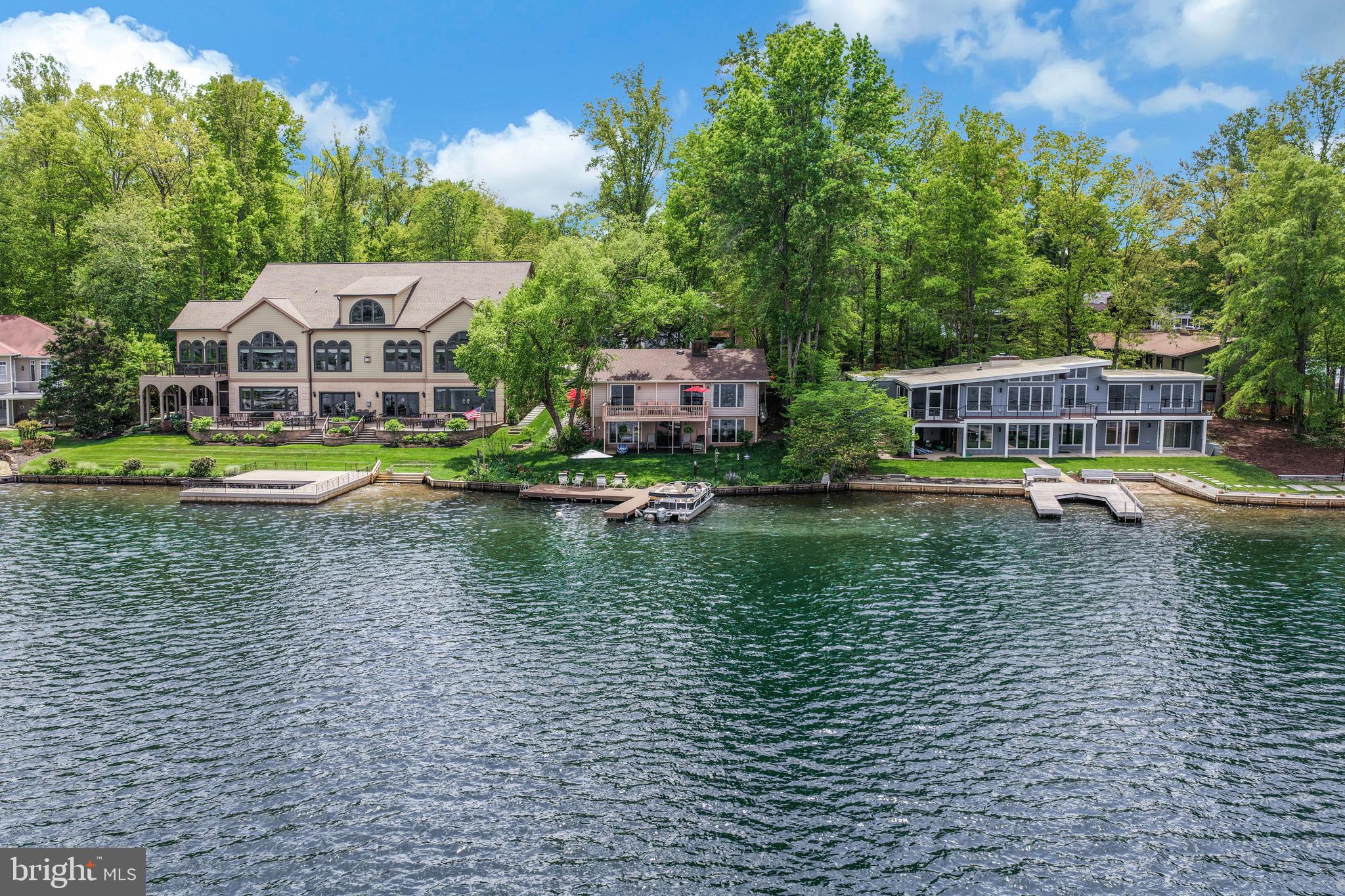 LAKE OF THE WOODS - Residential