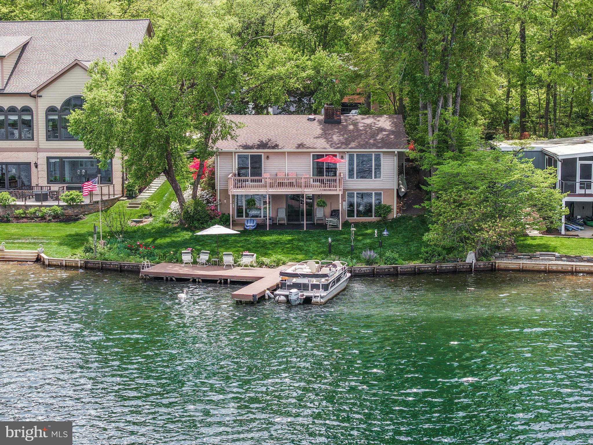 LAKE OF THE WOODS - Residential