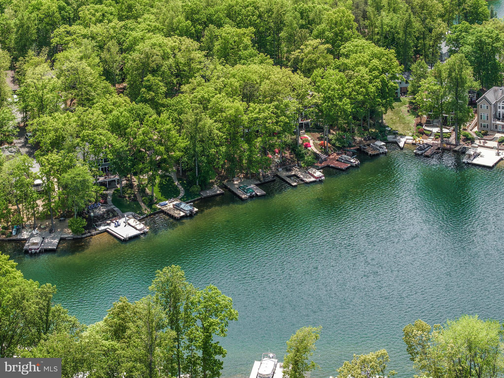 LAKE OF THE WOODS - Residential