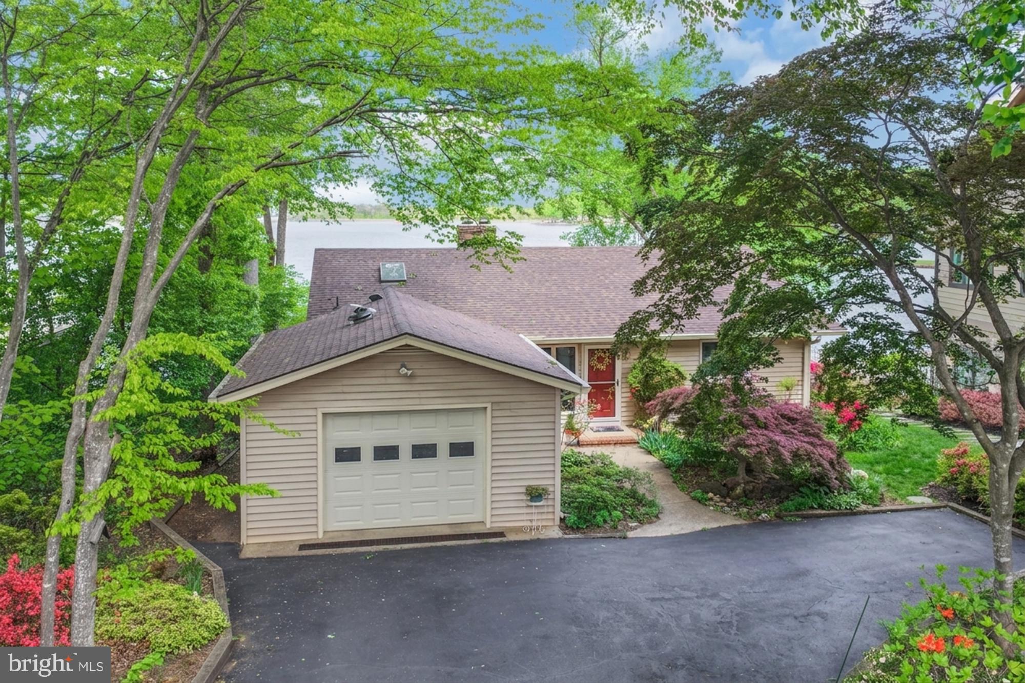 LAKE OF THE WOODS - Residential