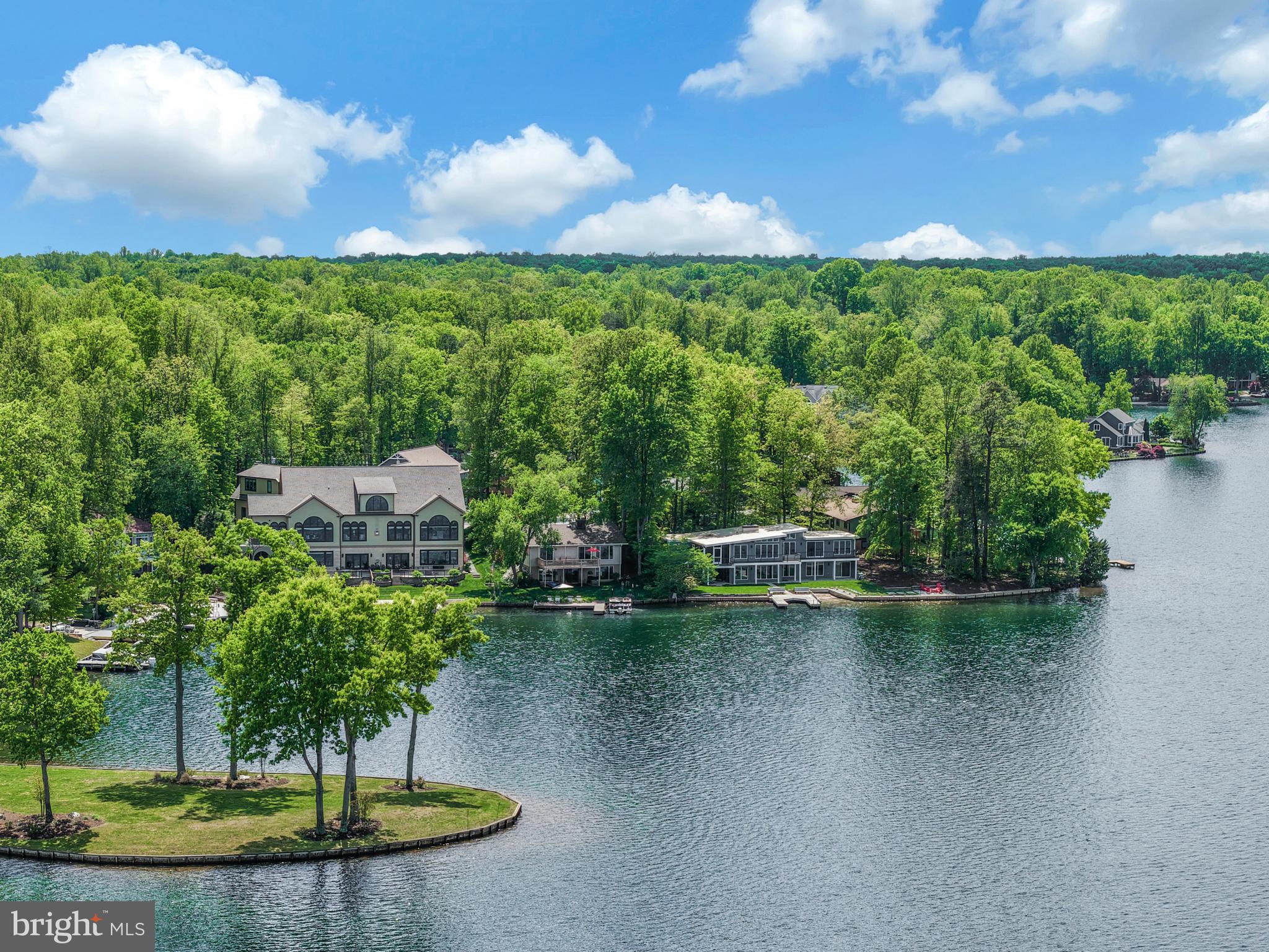 LAKE OF THE WOODS - Residential
