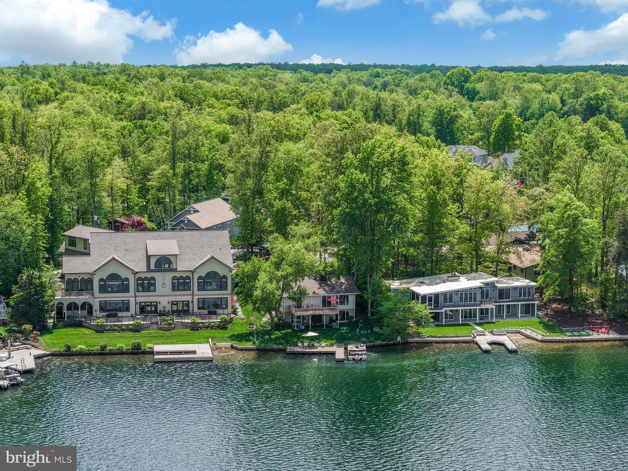 LAKE OF THE WOODS - Residential
