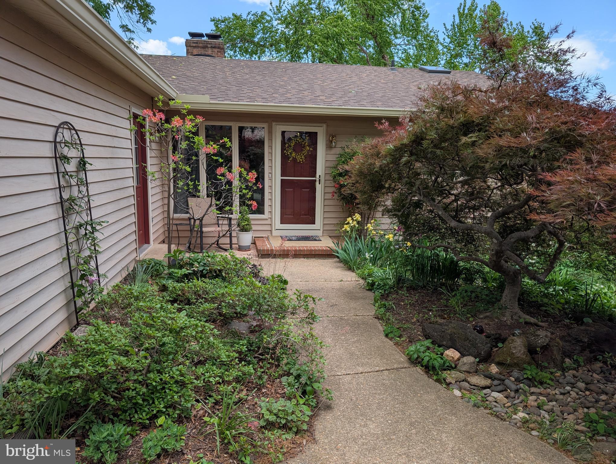 126 GREEN SPRING ROAD