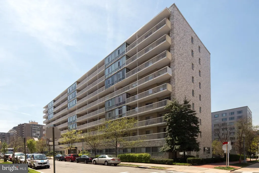 730 24th Street NW Unit 416, Washington, DC 20037