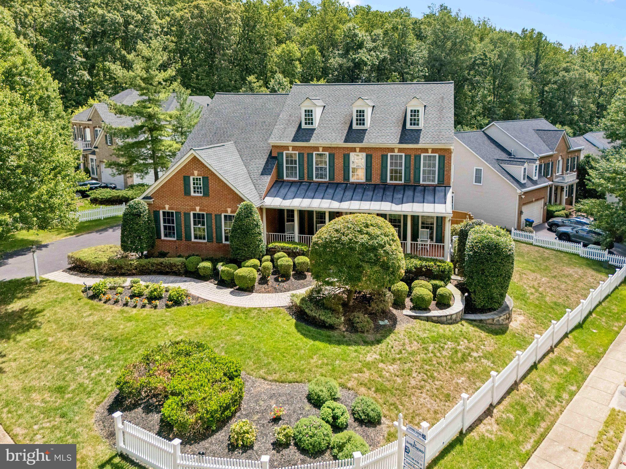 1719 WORTHY COURT