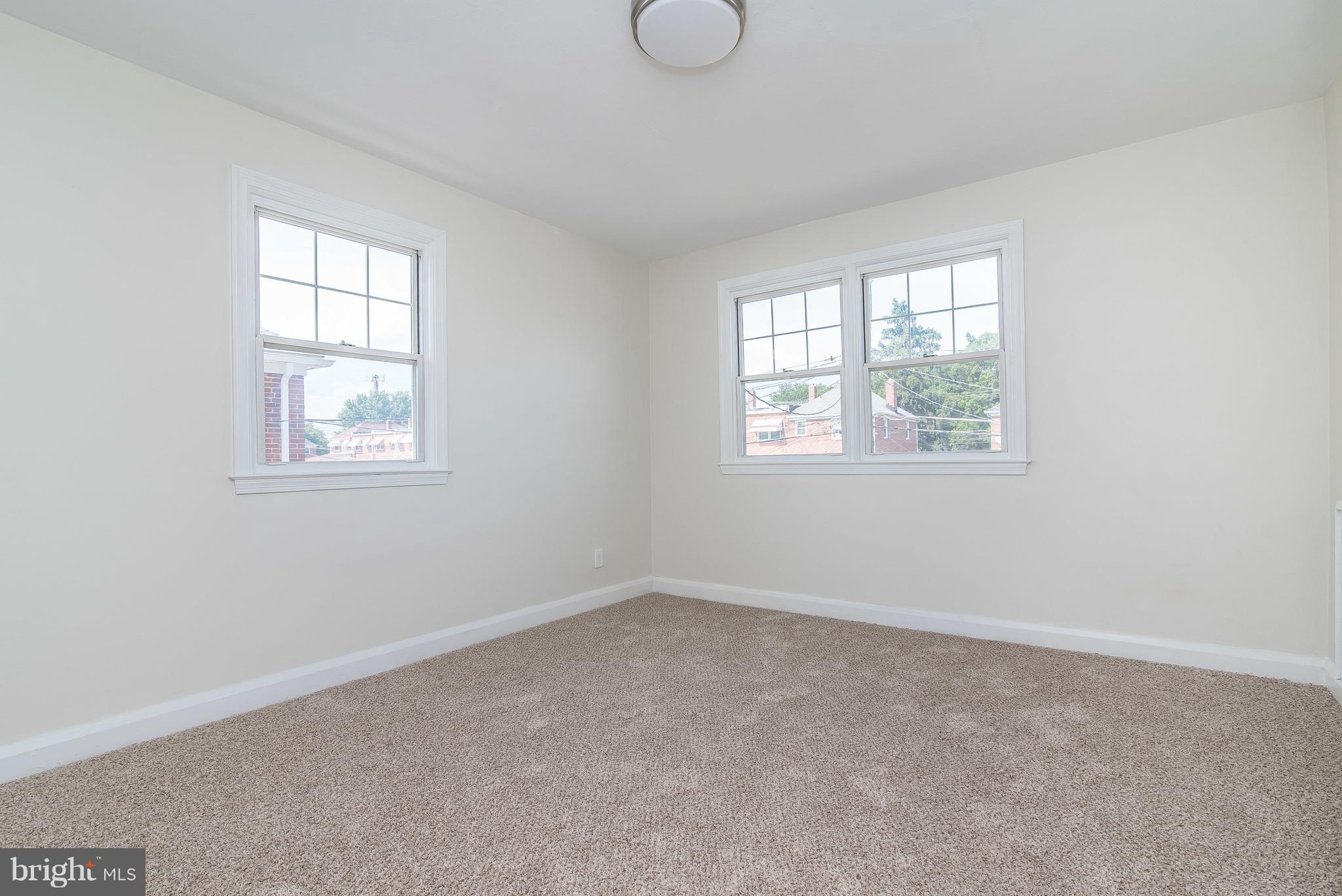 HAWTHORNE - Residential