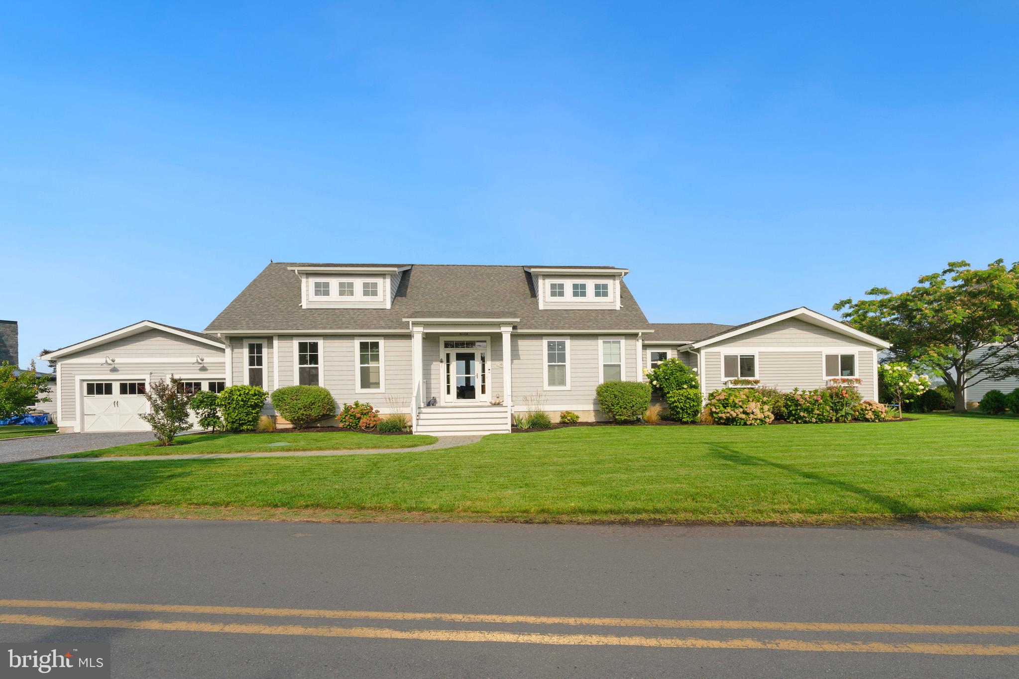 LONG POINT - Residential