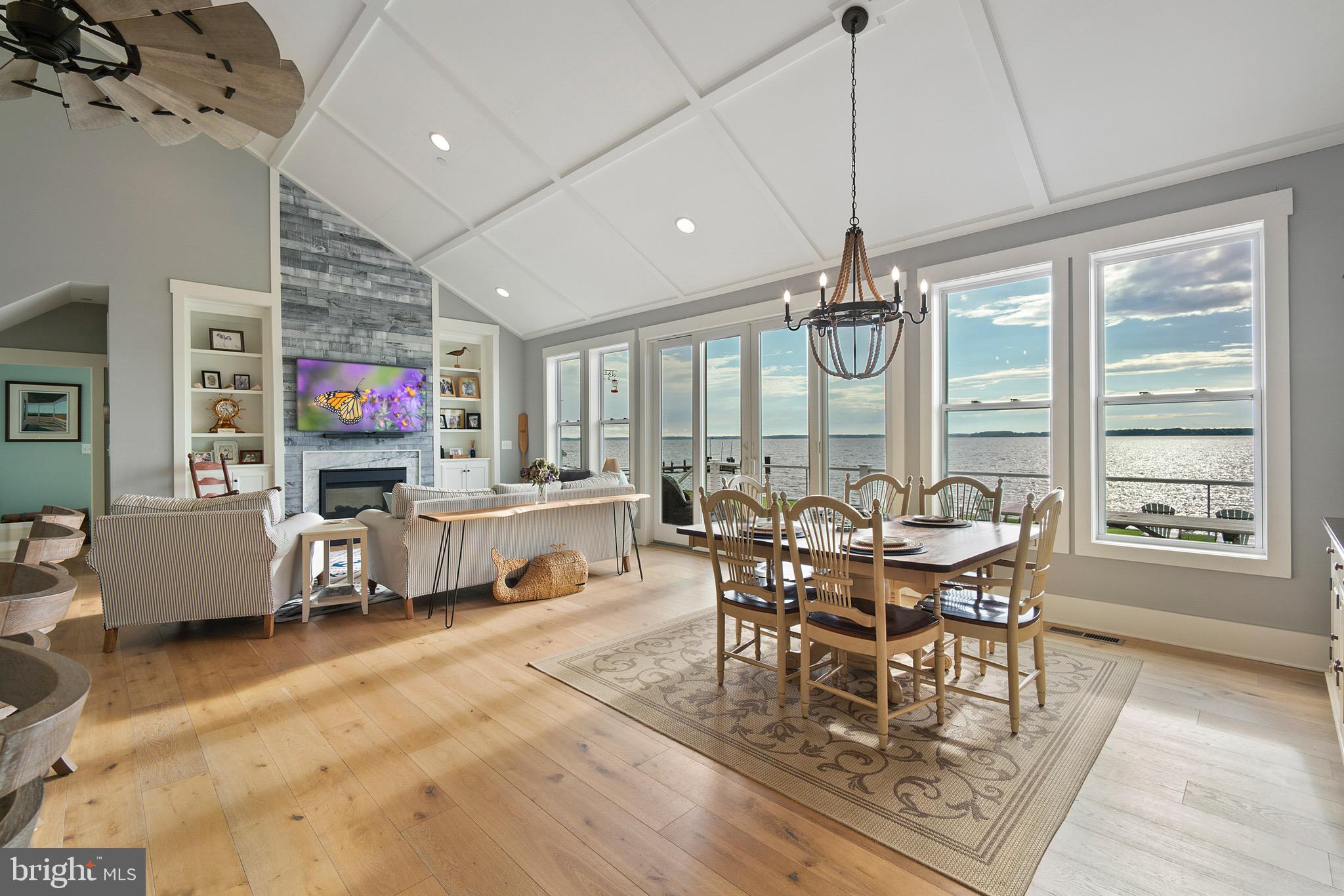 LONG POINT - Residential