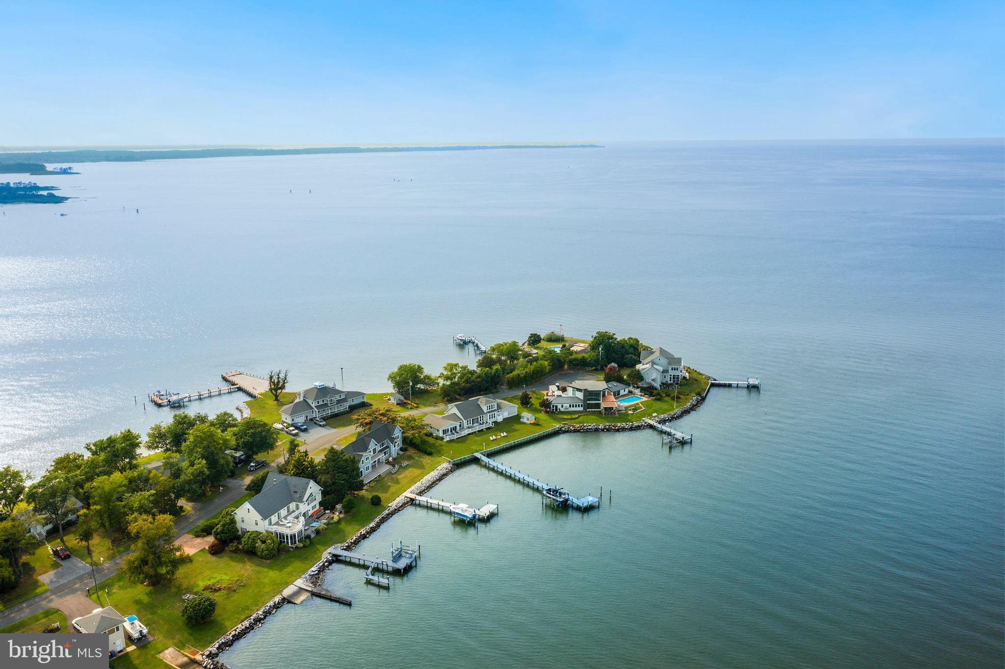 LONG POINT - Residential