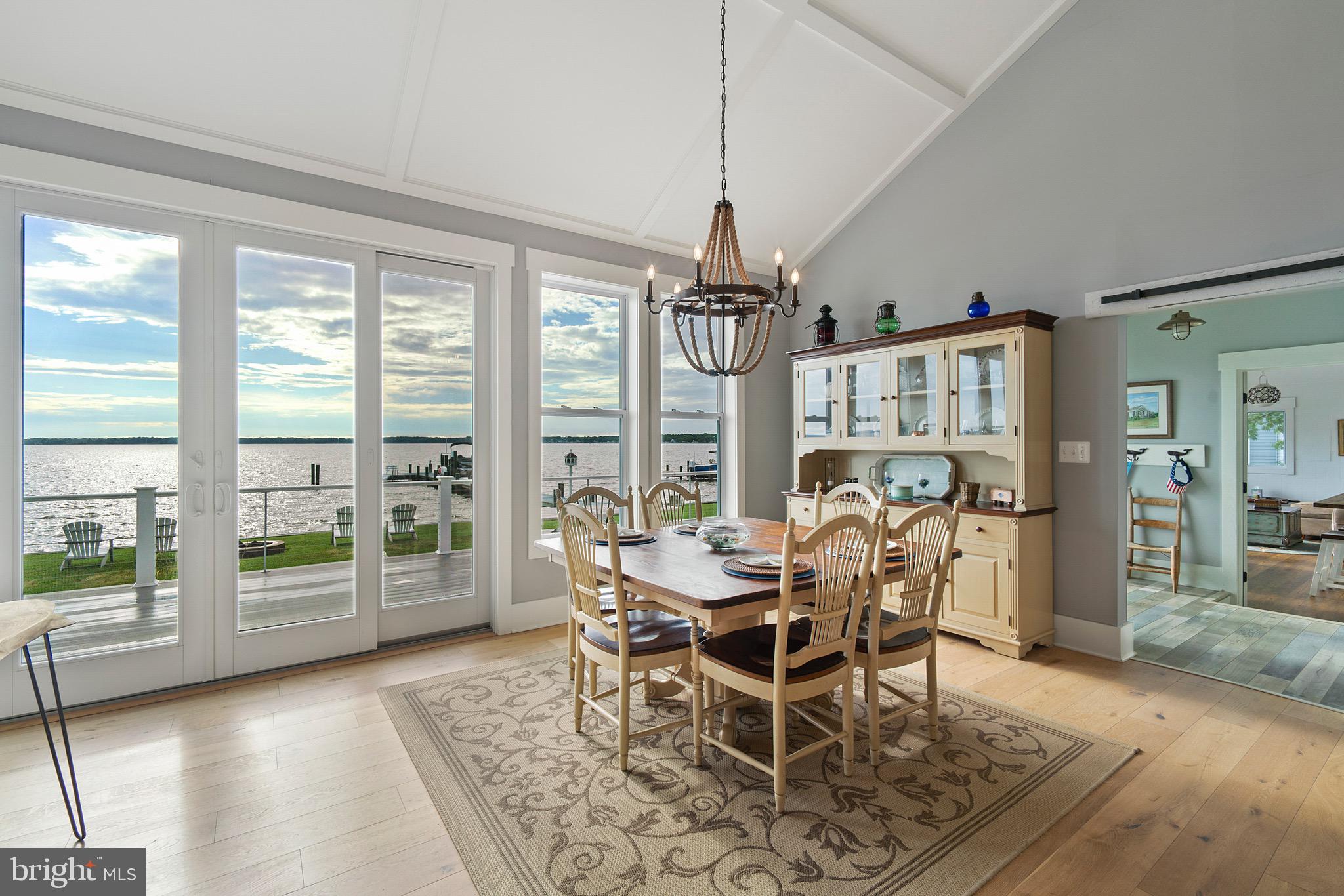 LONG POINT - Residential