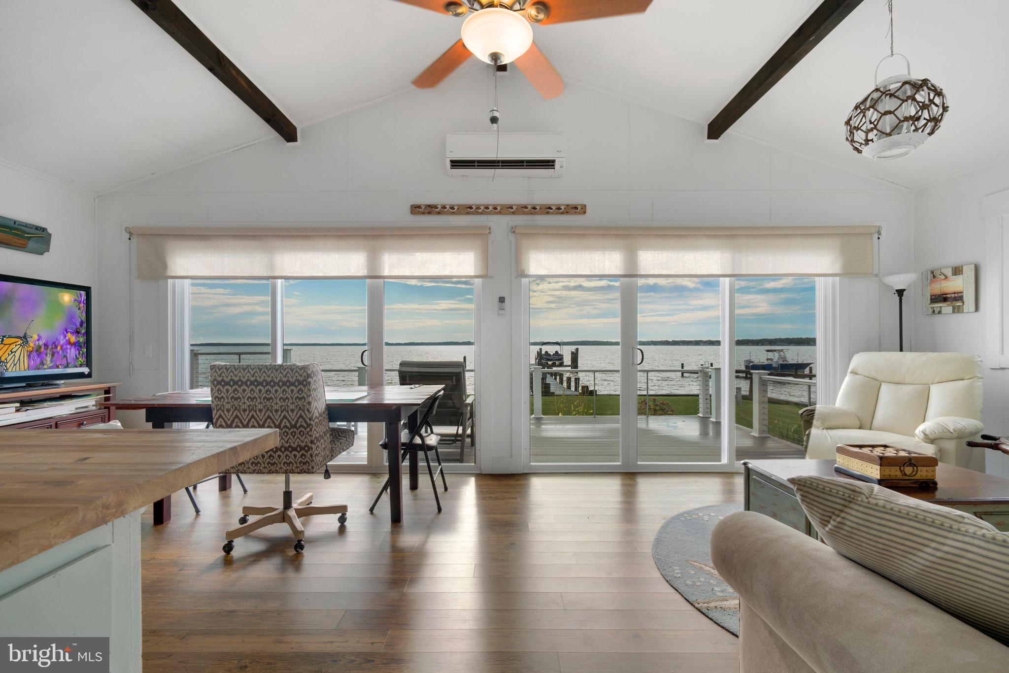 LONG POINT - Residential