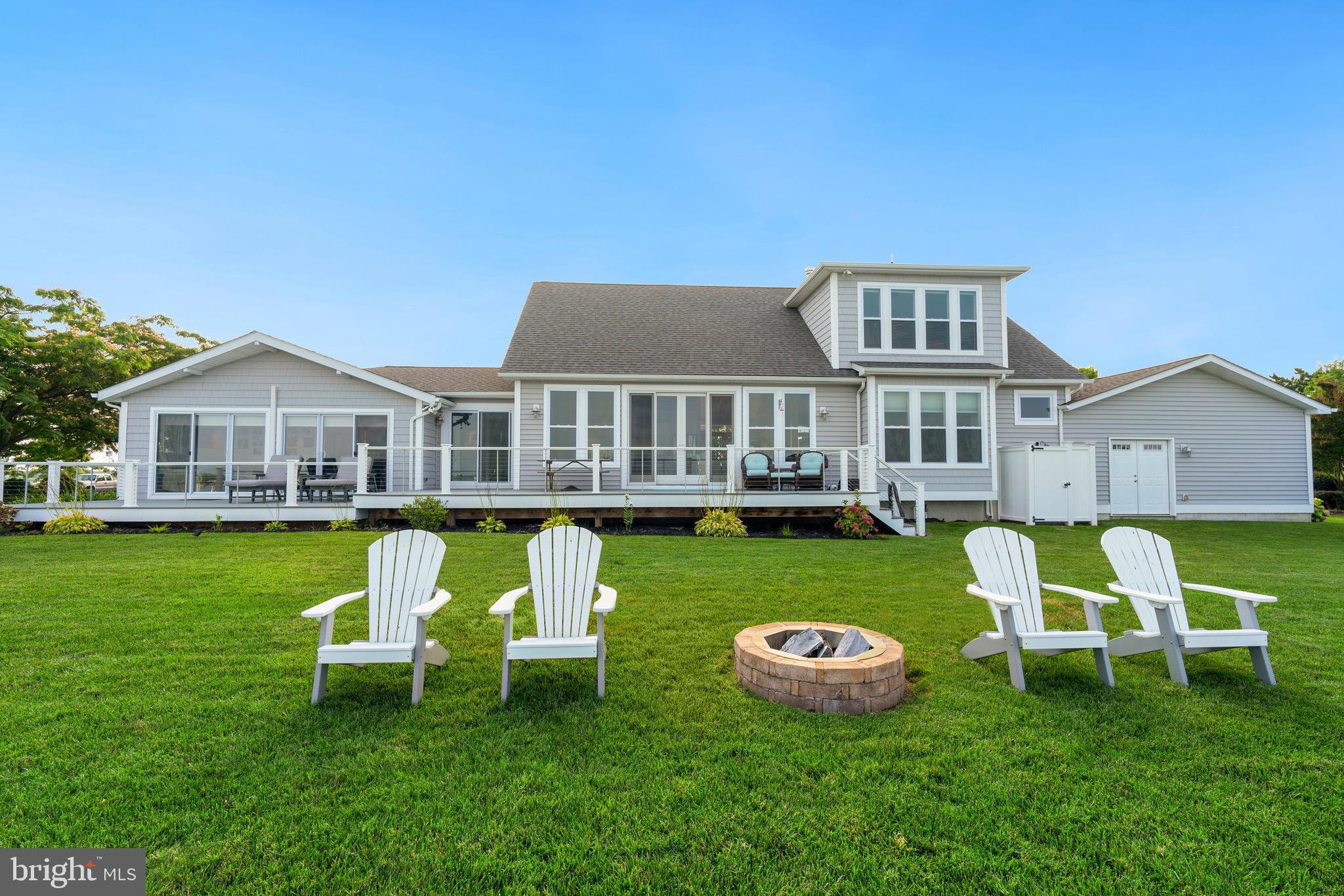 LONG POINT - Residential