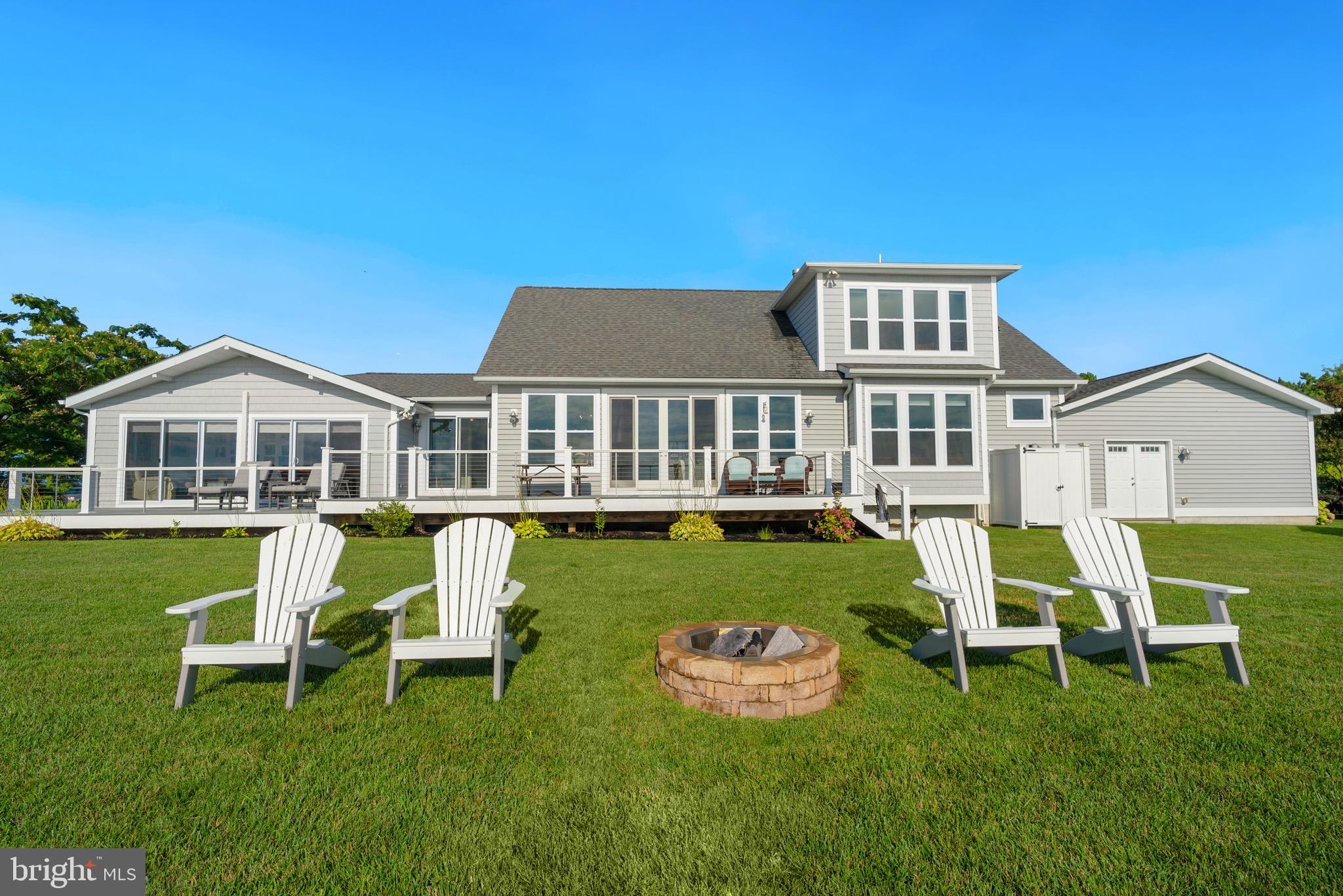 LONG POINT - Residential