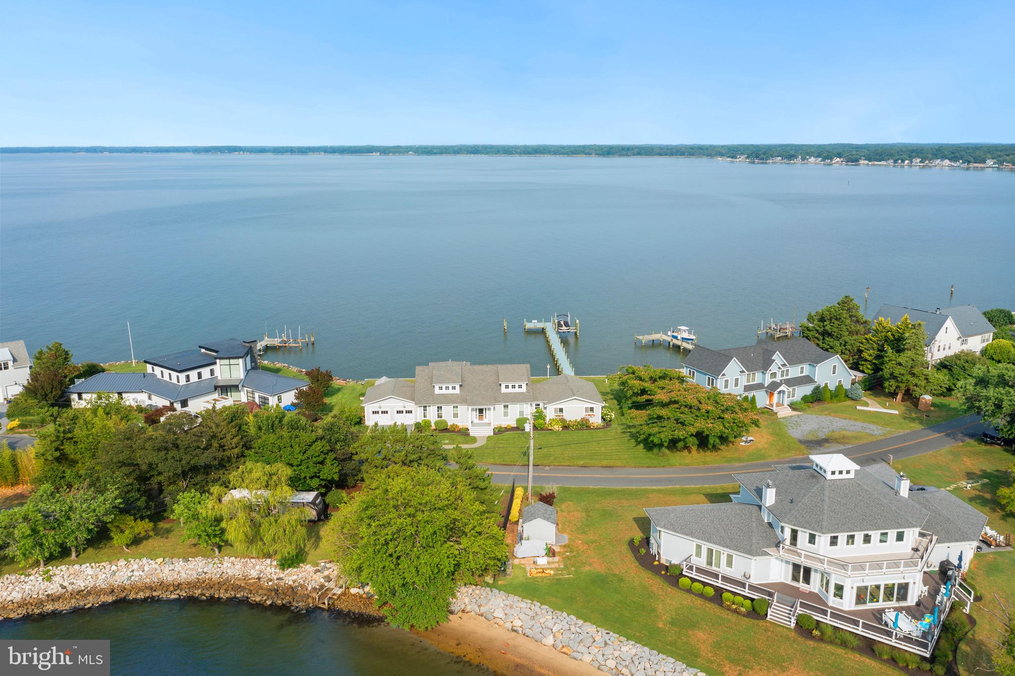 LONG POINT - Residential