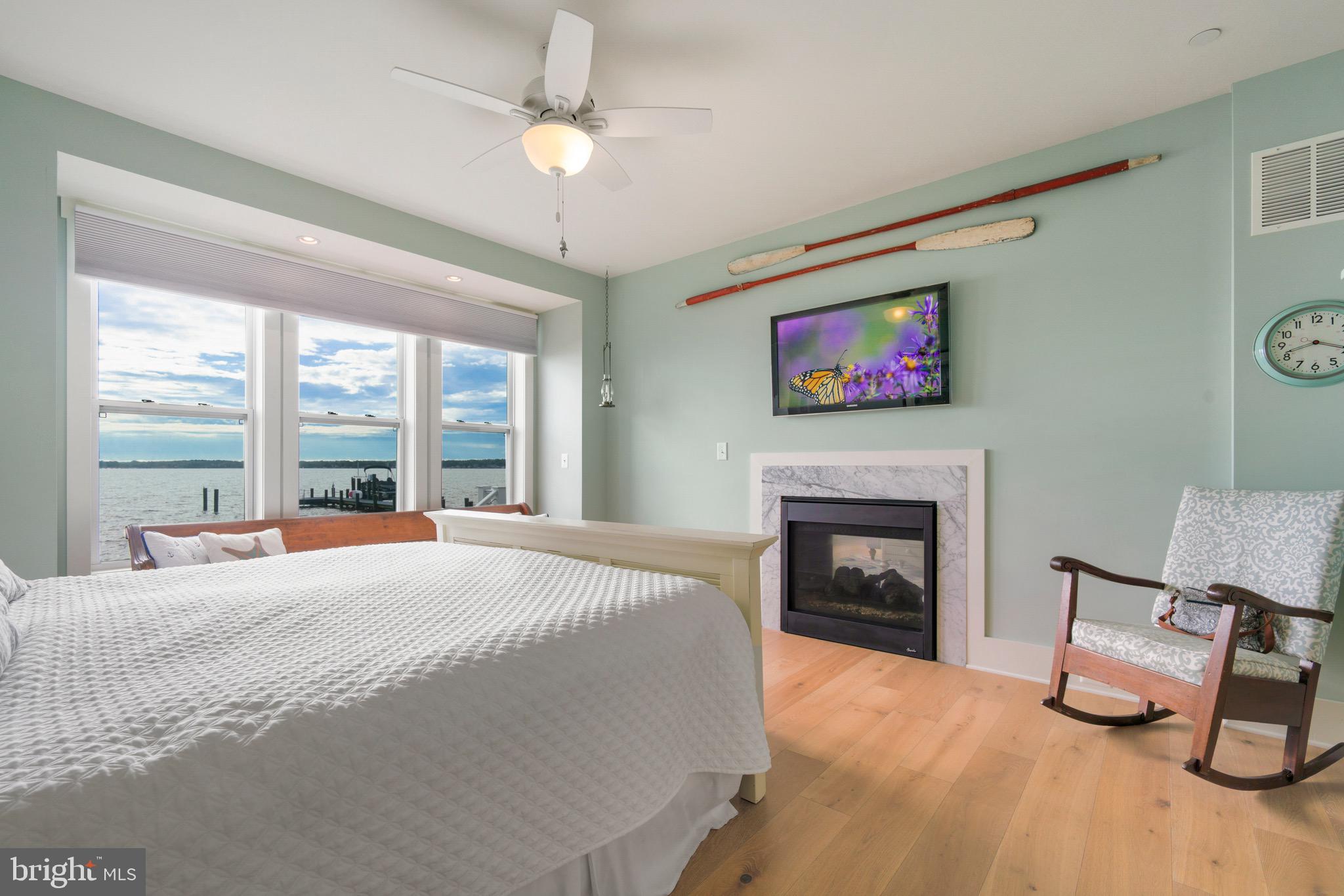 LONG POINT - Residential