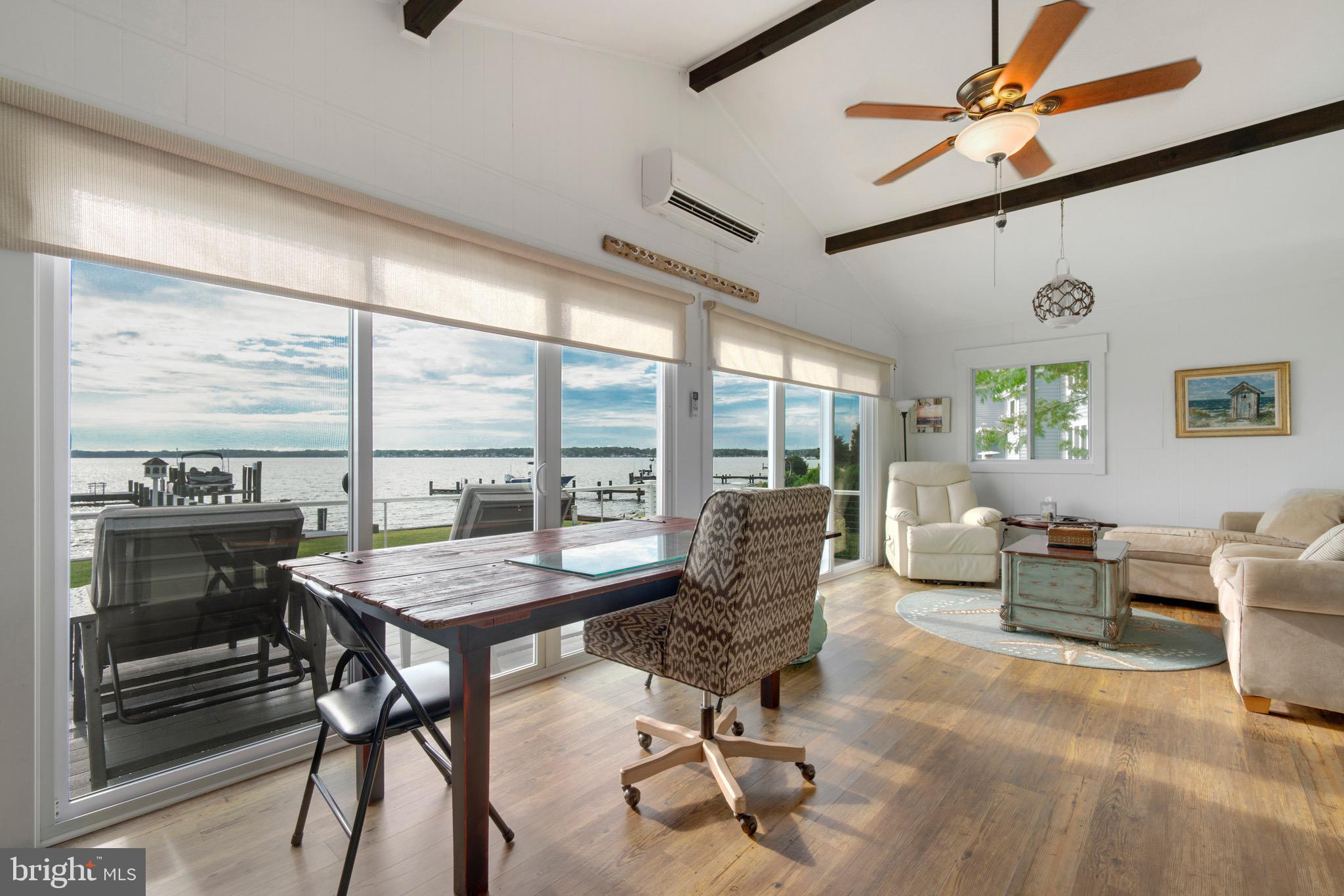 LONG POINT - Residential