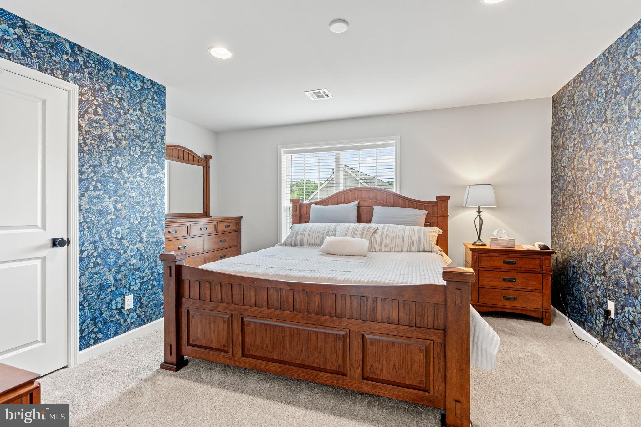 CHANTICLEER - Residential