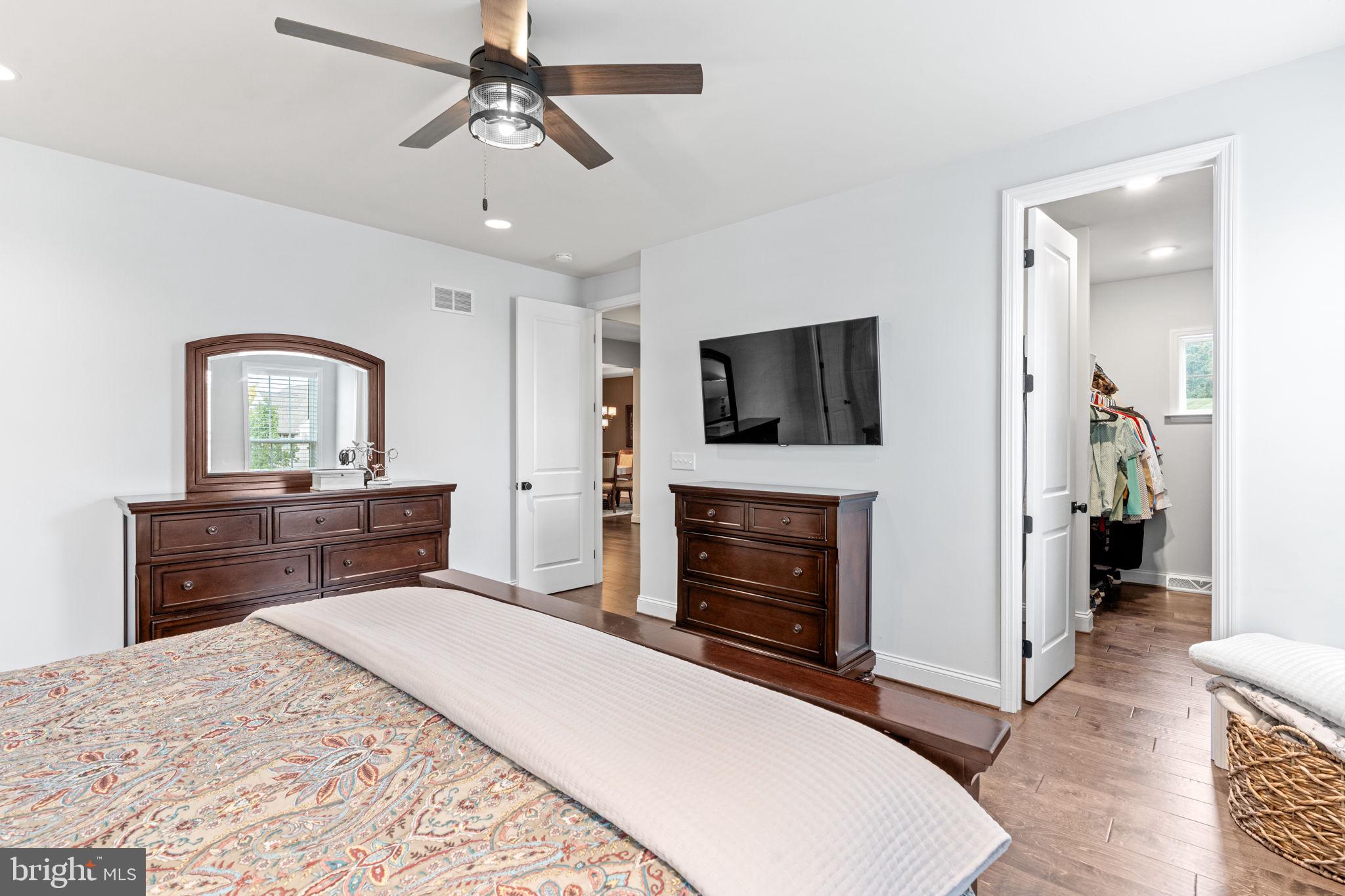 CHANTICLEER - Residential