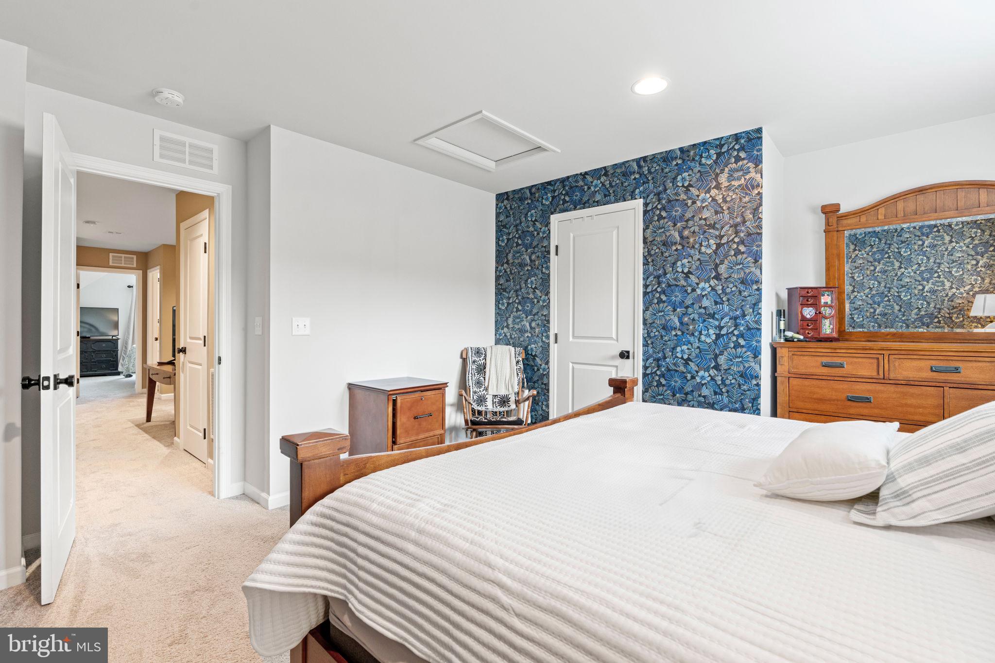 CHANTICLEER - Residential