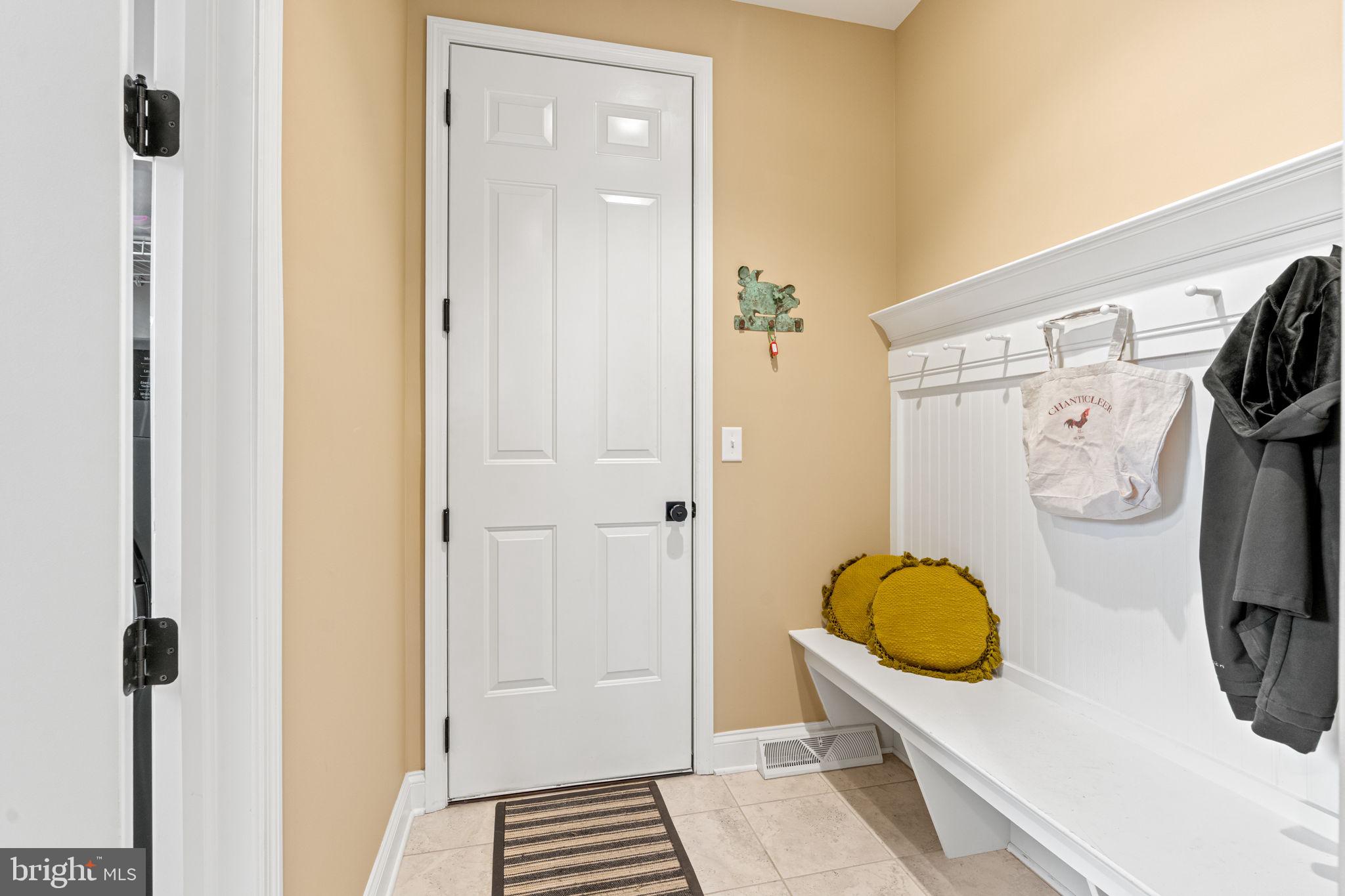 CHANTICLEER - Residential