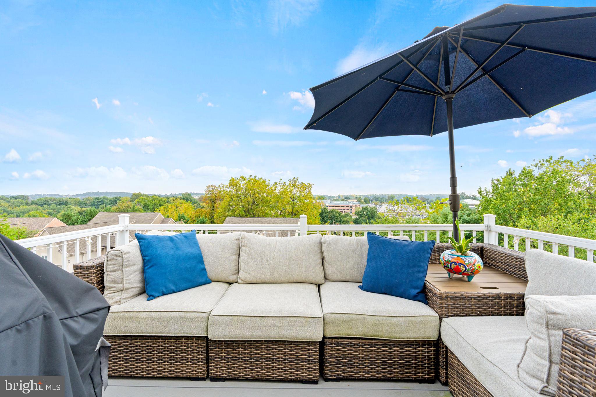 CHANTICLEER - Residential