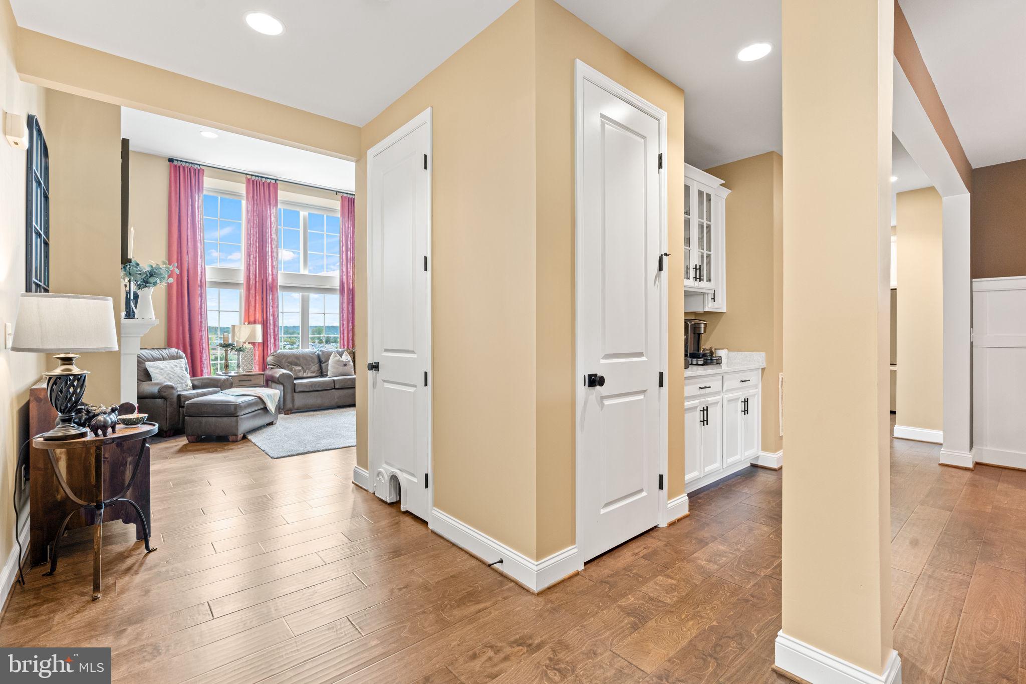 CHANTICLEER - Residential