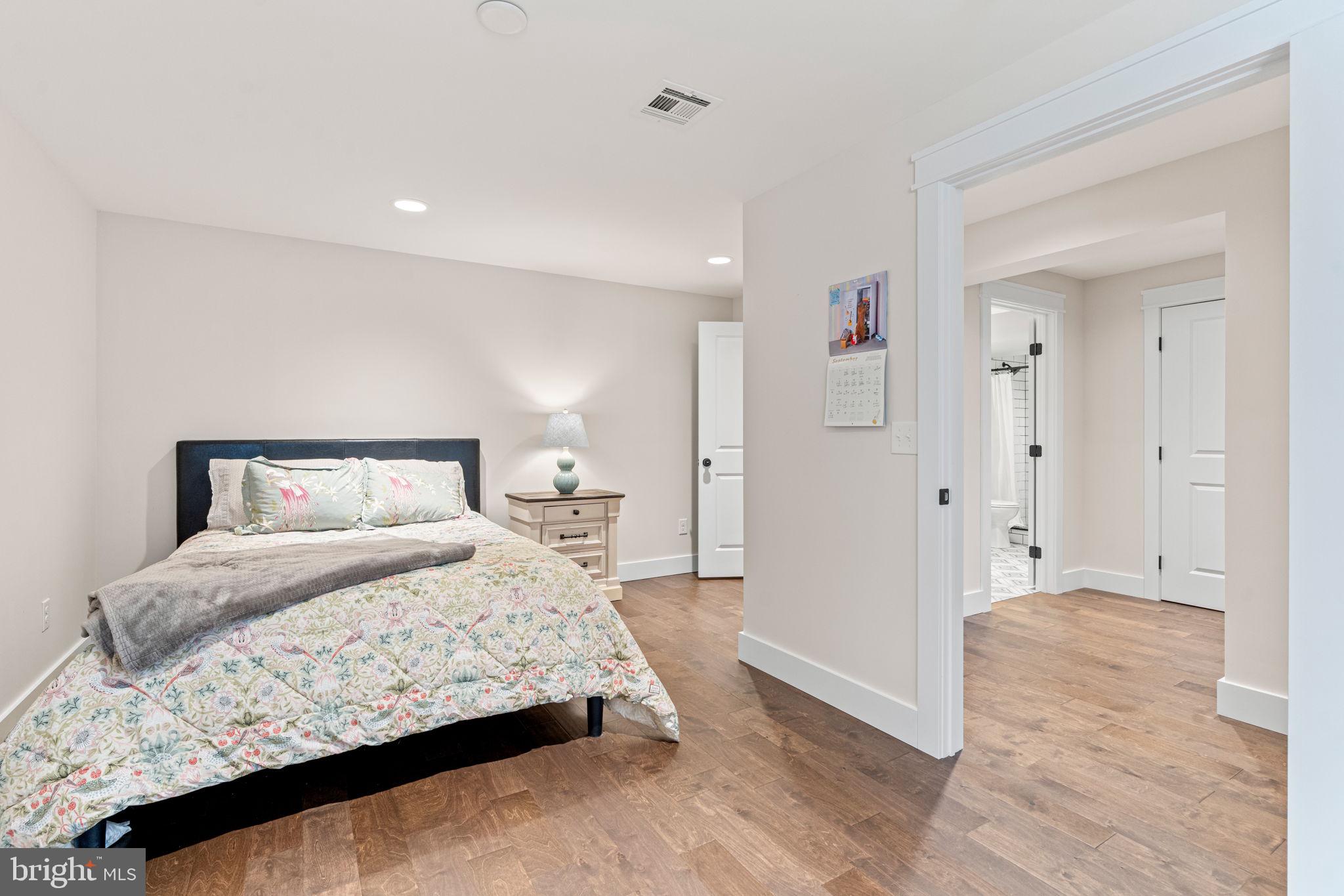 CHANTICLEER - Residential