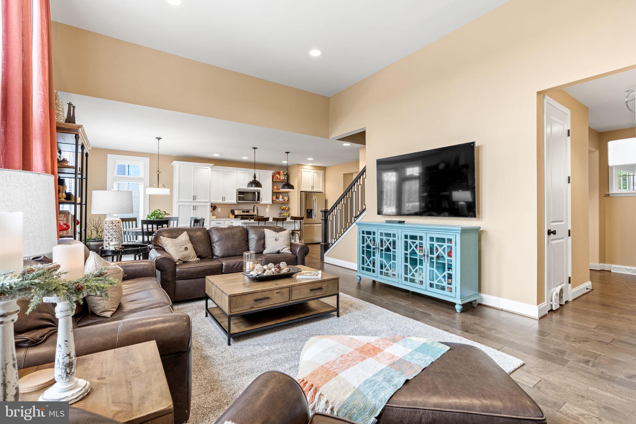 CHANTICLEER - Residential