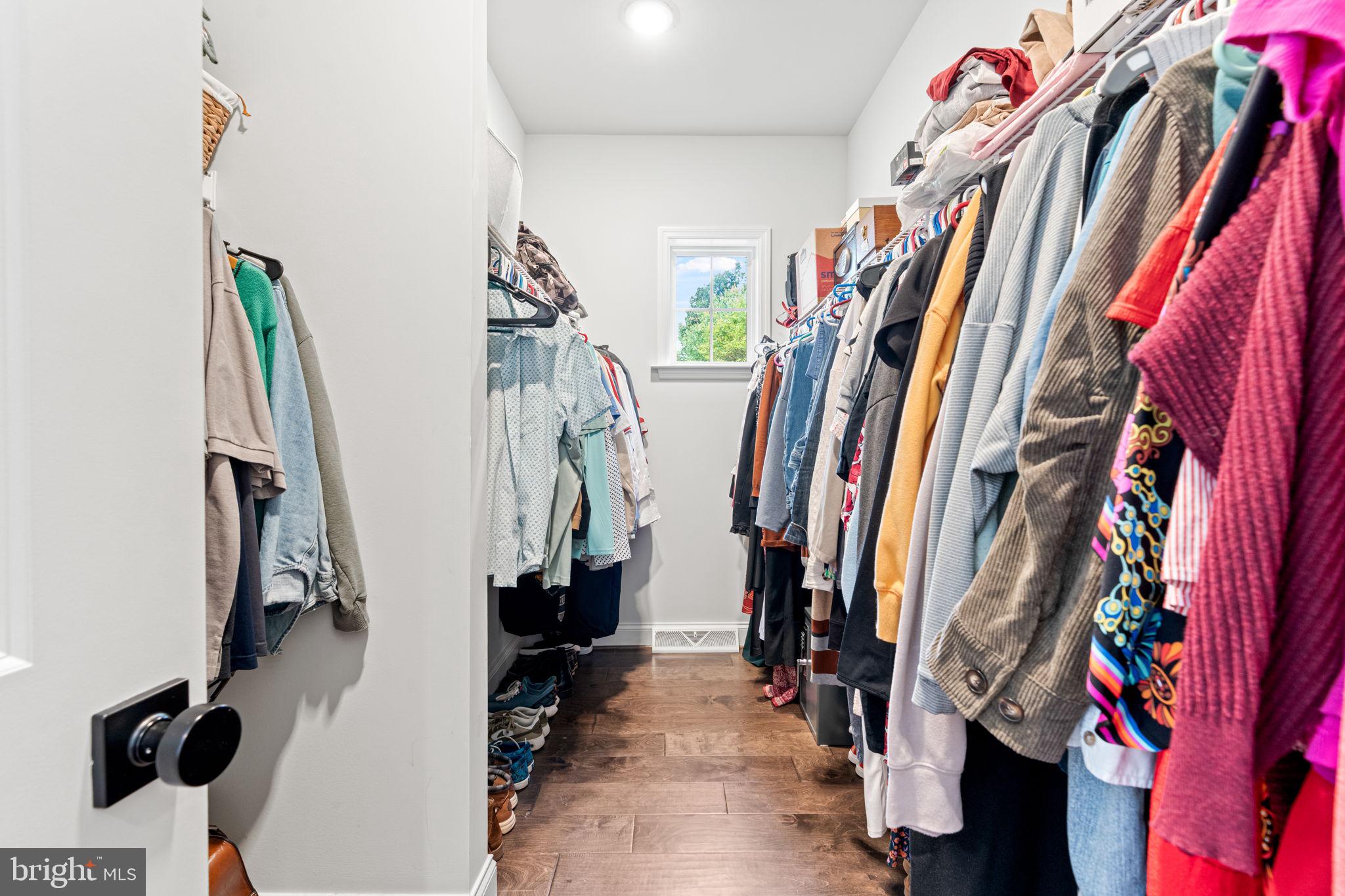 CHANTICLEER - Residential