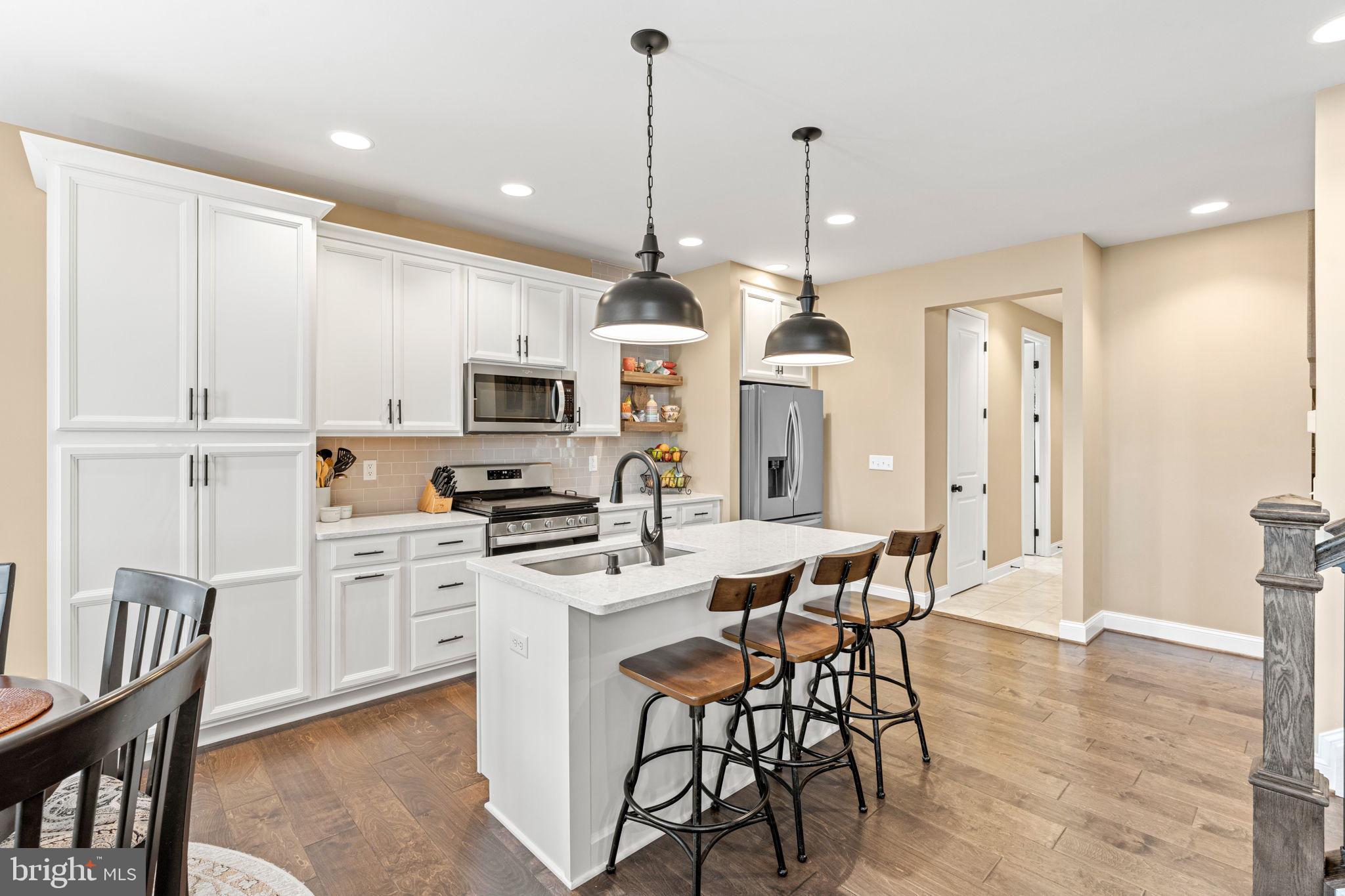 CHANTICLEER - Residential