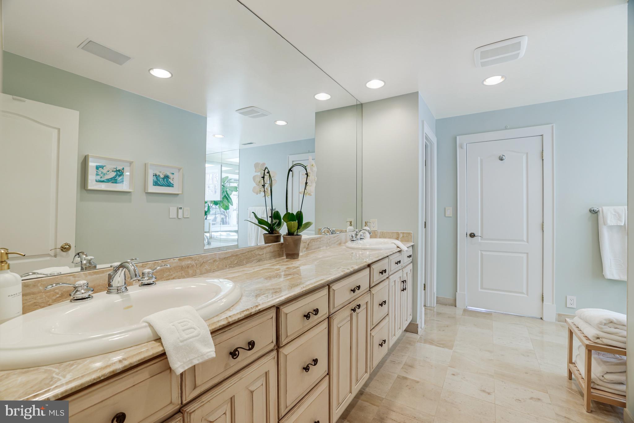 BELLE VIEW - Residential