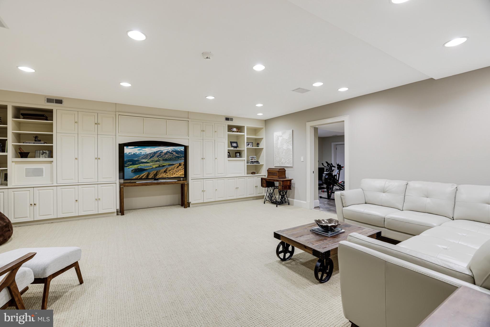 BELLE VIEW - Residential