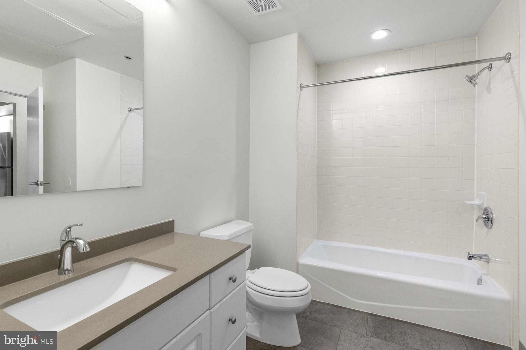 OLD CITY - Residential Lease