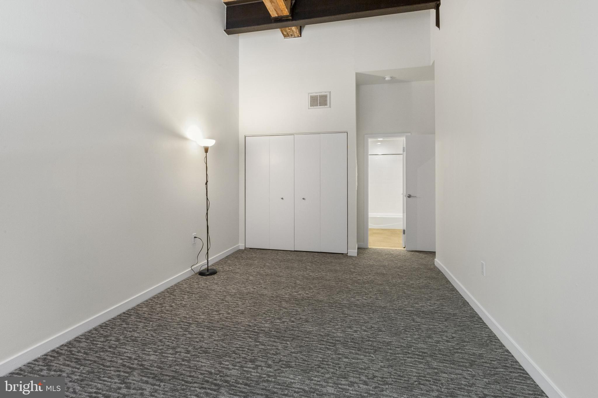 OLD CITY - Residential Lease