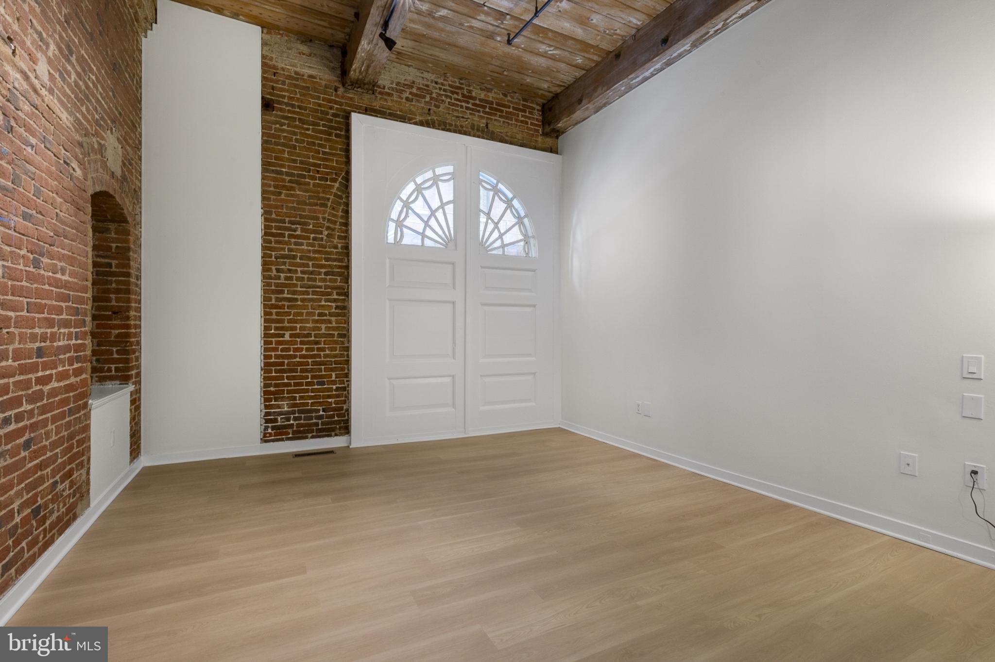 OLD CITY - Residential Lease