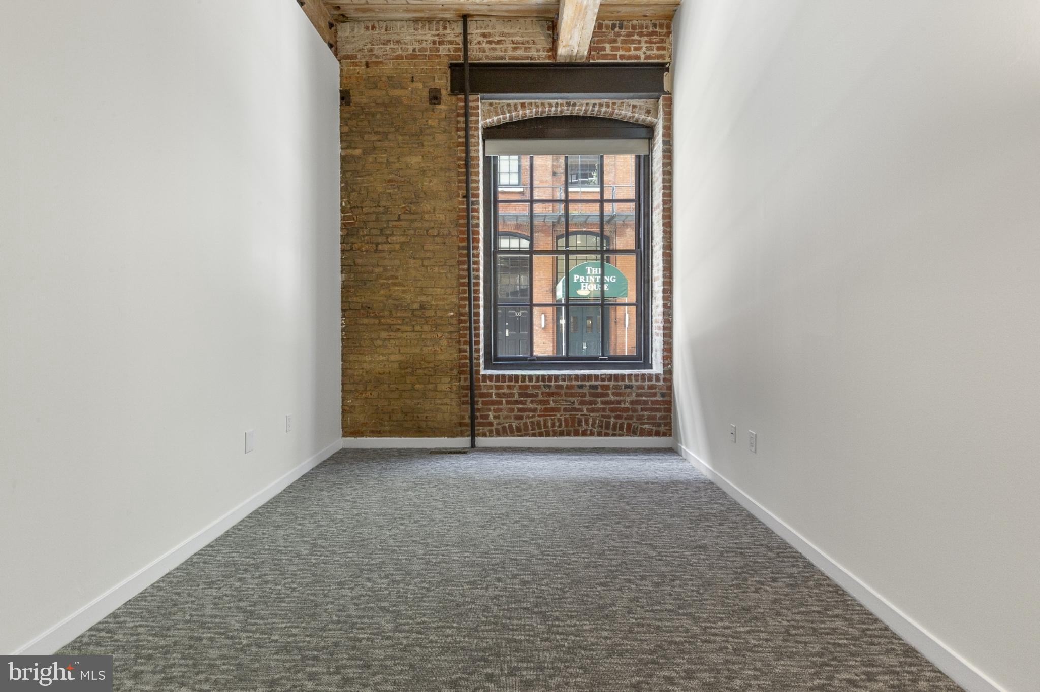 OLD CITY - Residential Lease