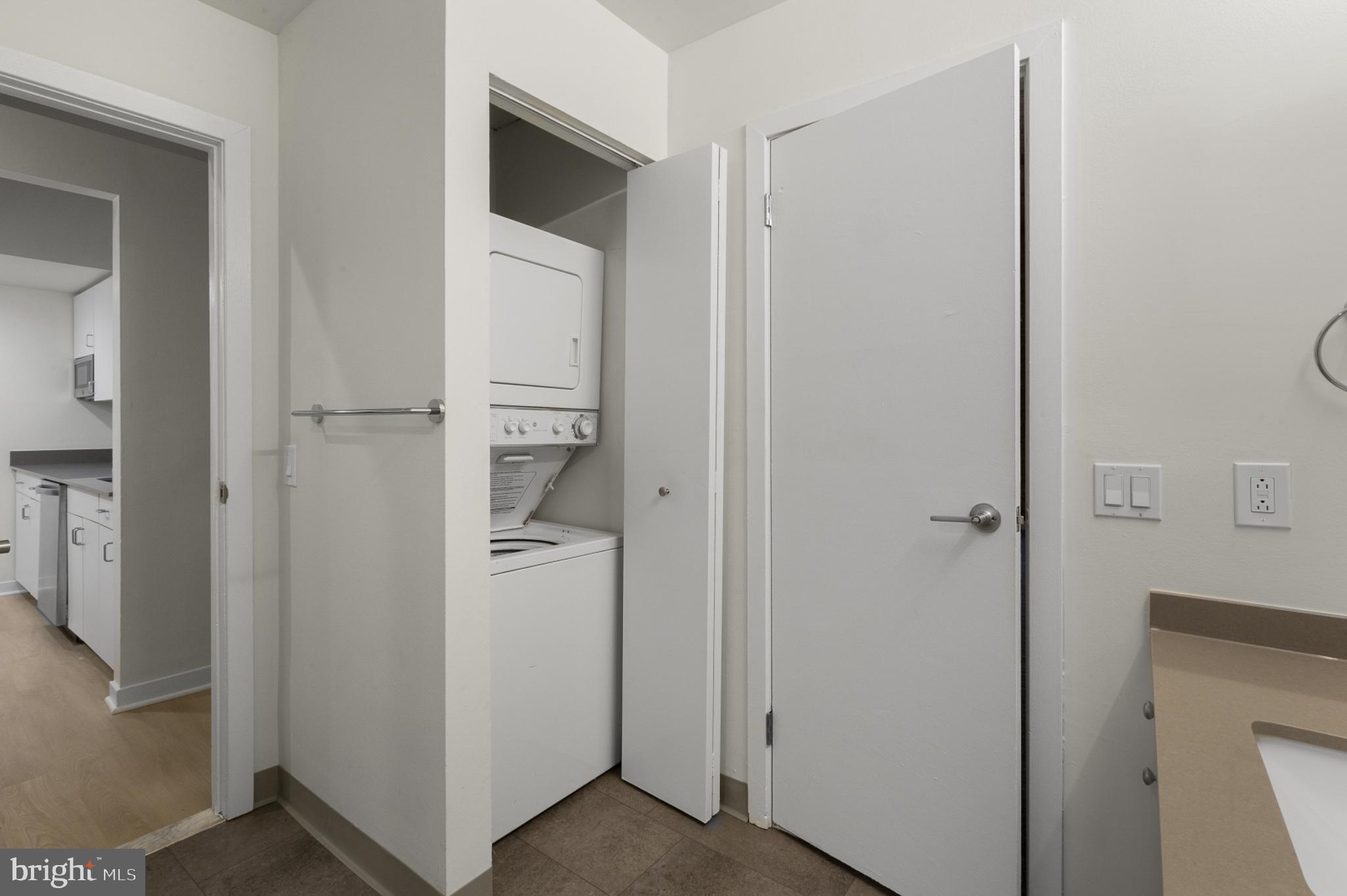 OLD CITY - Residential Lease