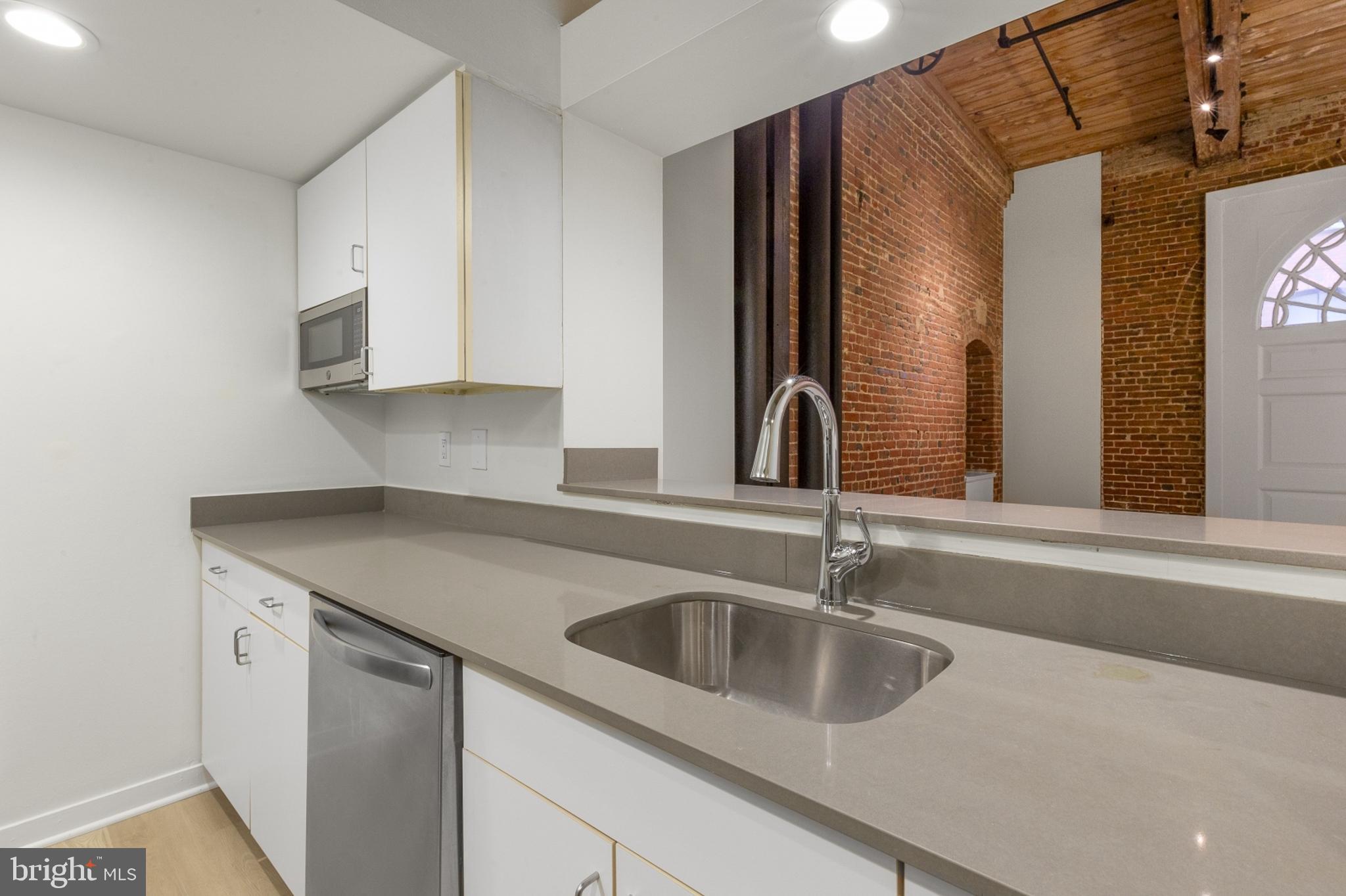 OLD CITY - Residential Lease