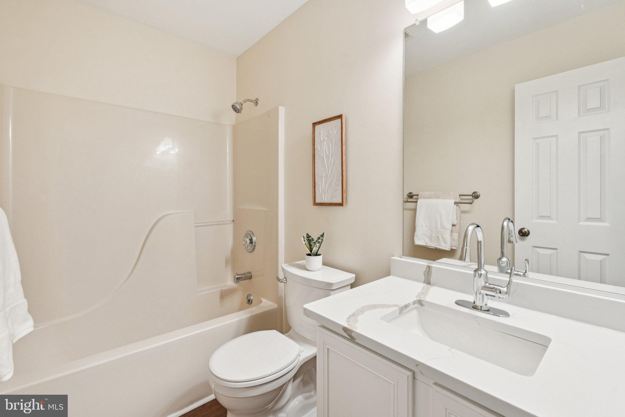 DEALE BEACH - Residential