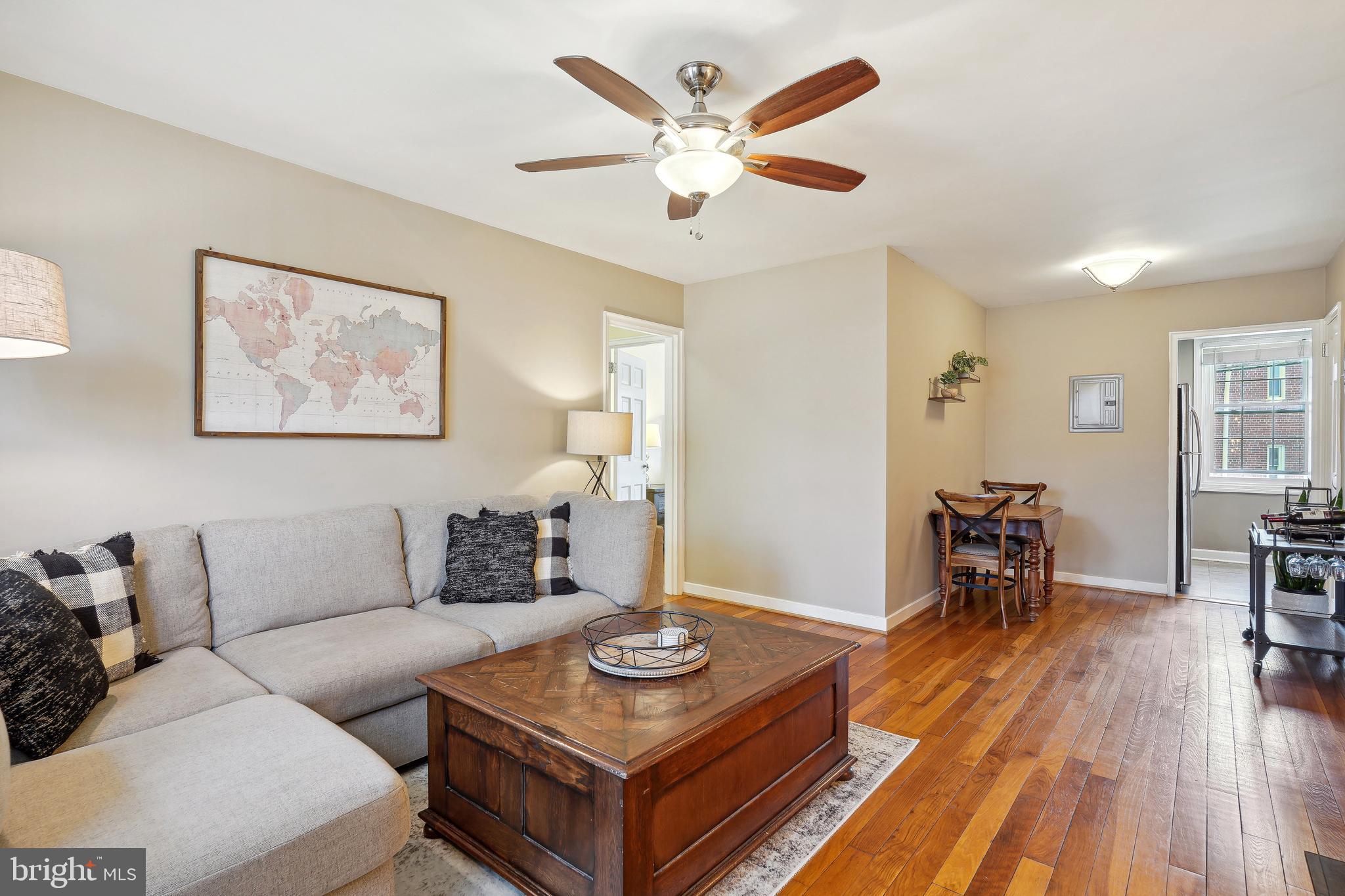 ARLINGTON OAKS - Residential Lease