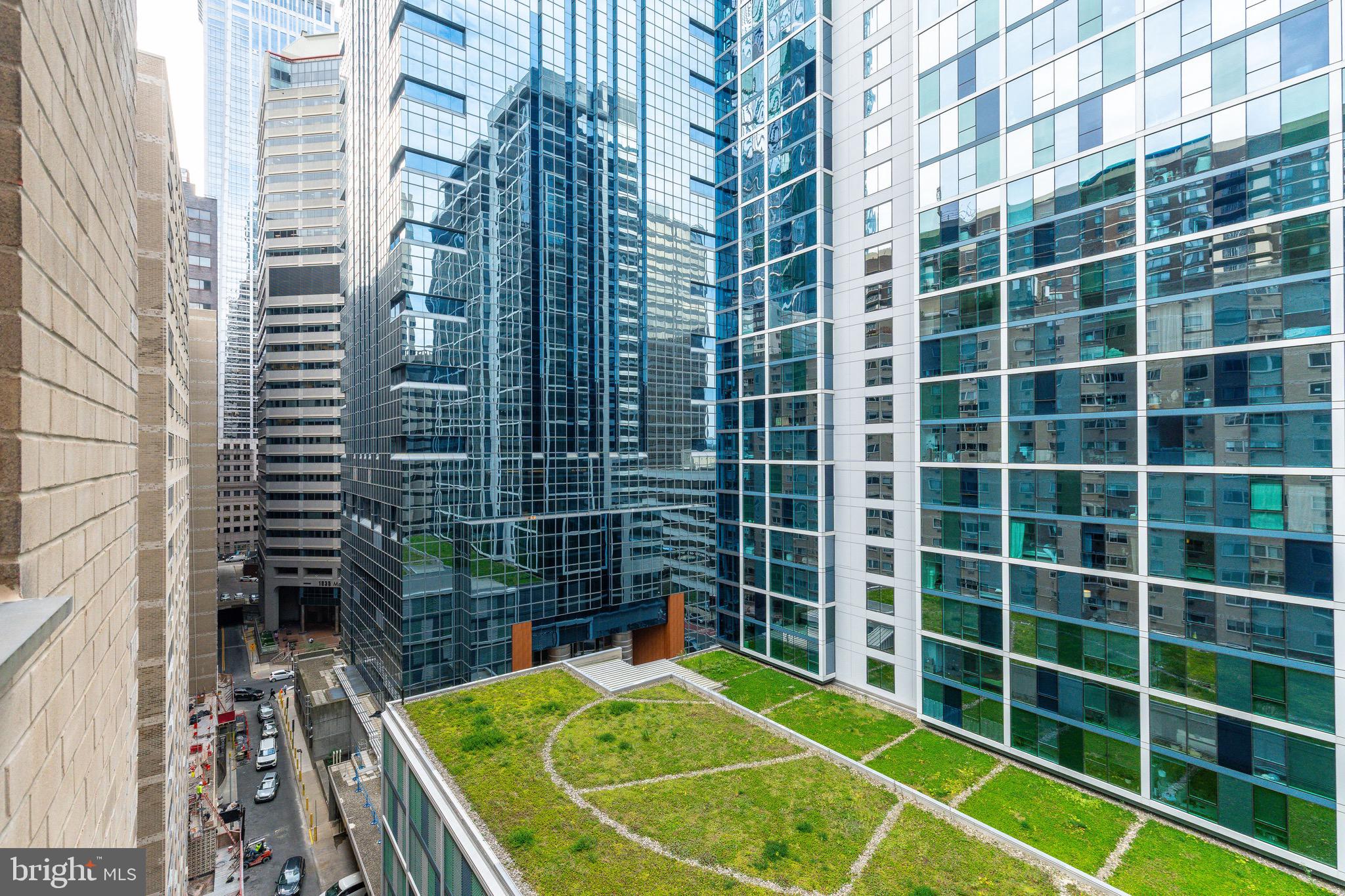 RITTENHOUSE SQUARE - Residential